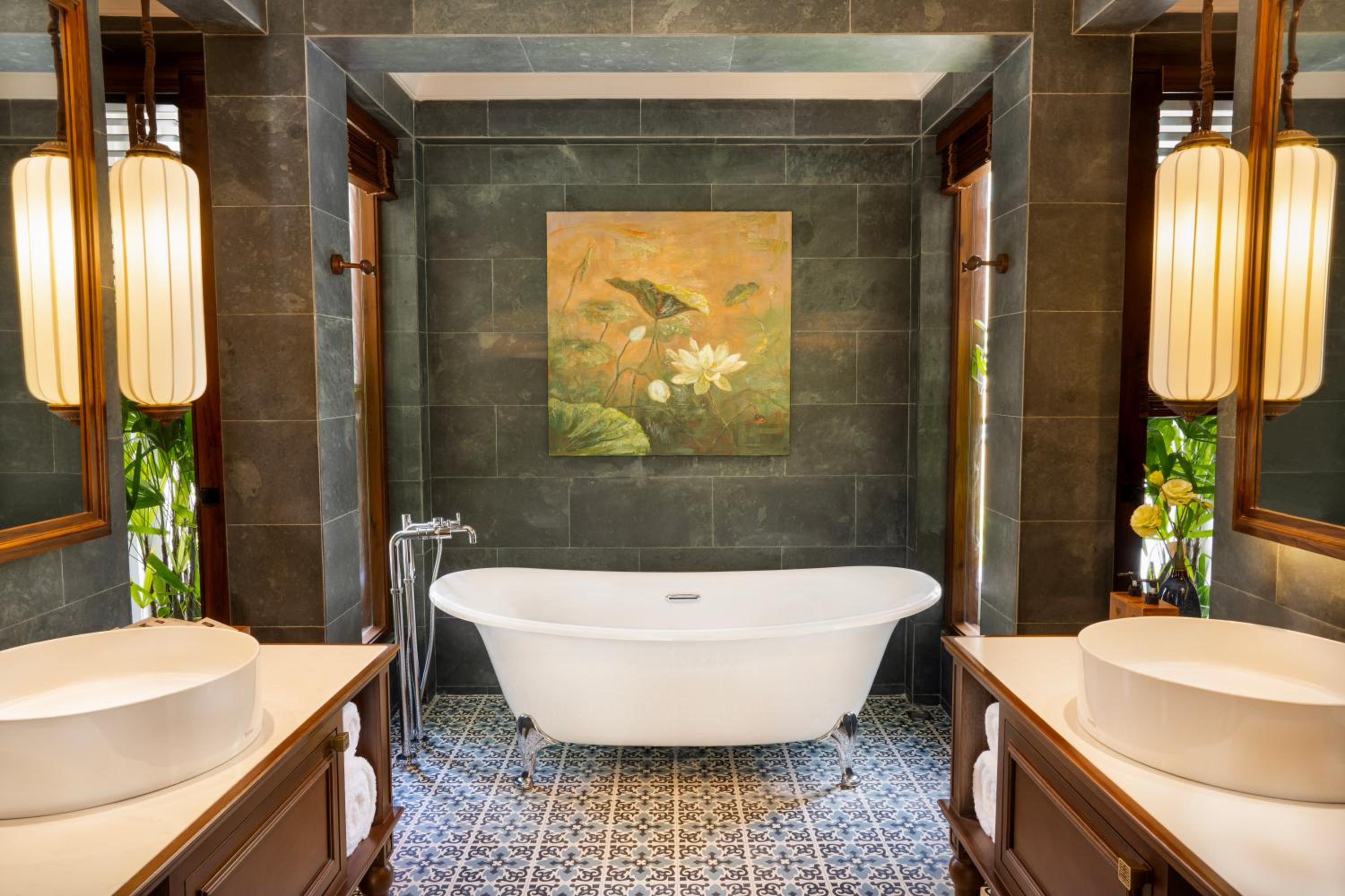 Grand Premium King Room - Photo 5