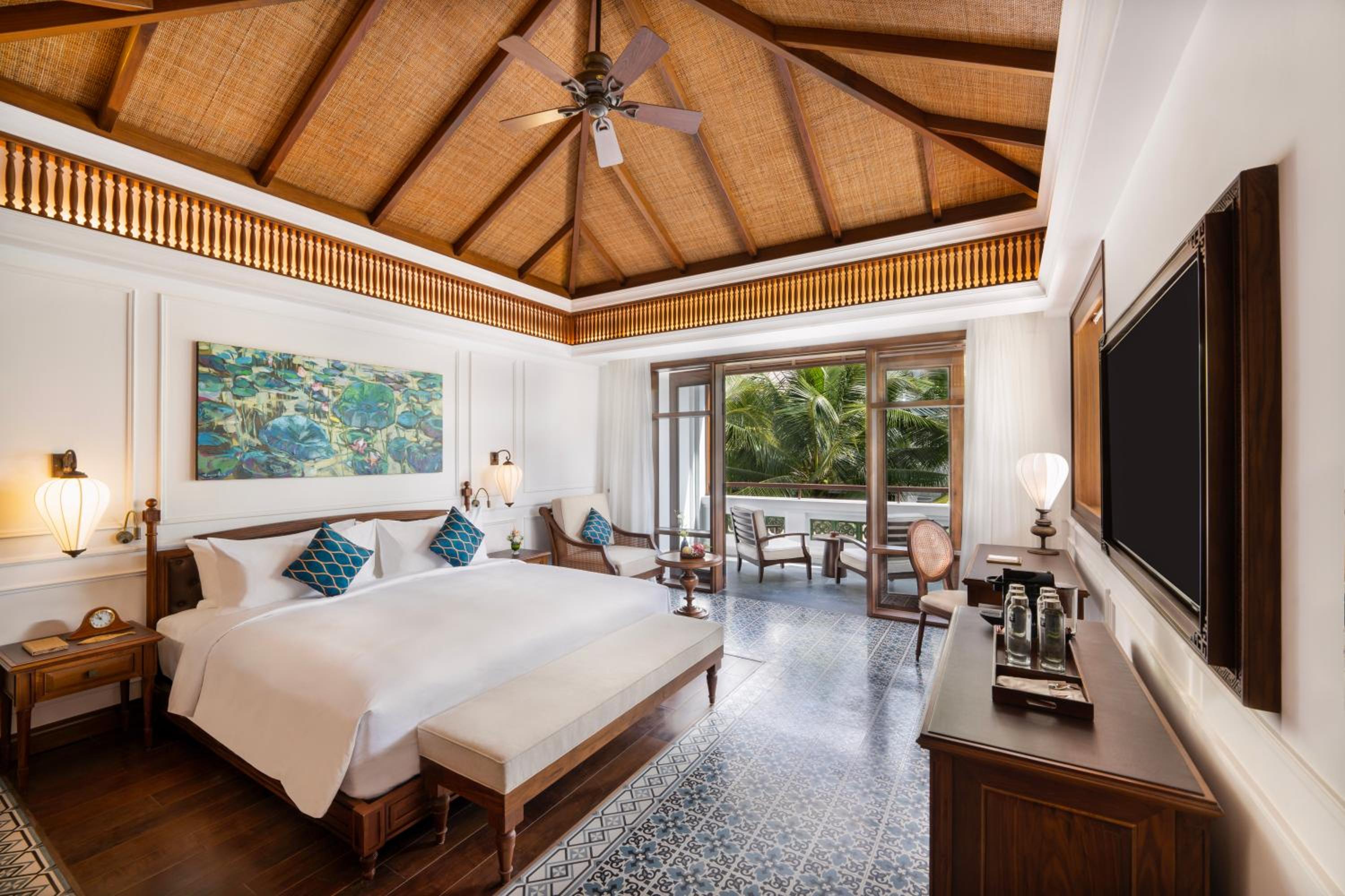Grand Premium King Room - Photo 1