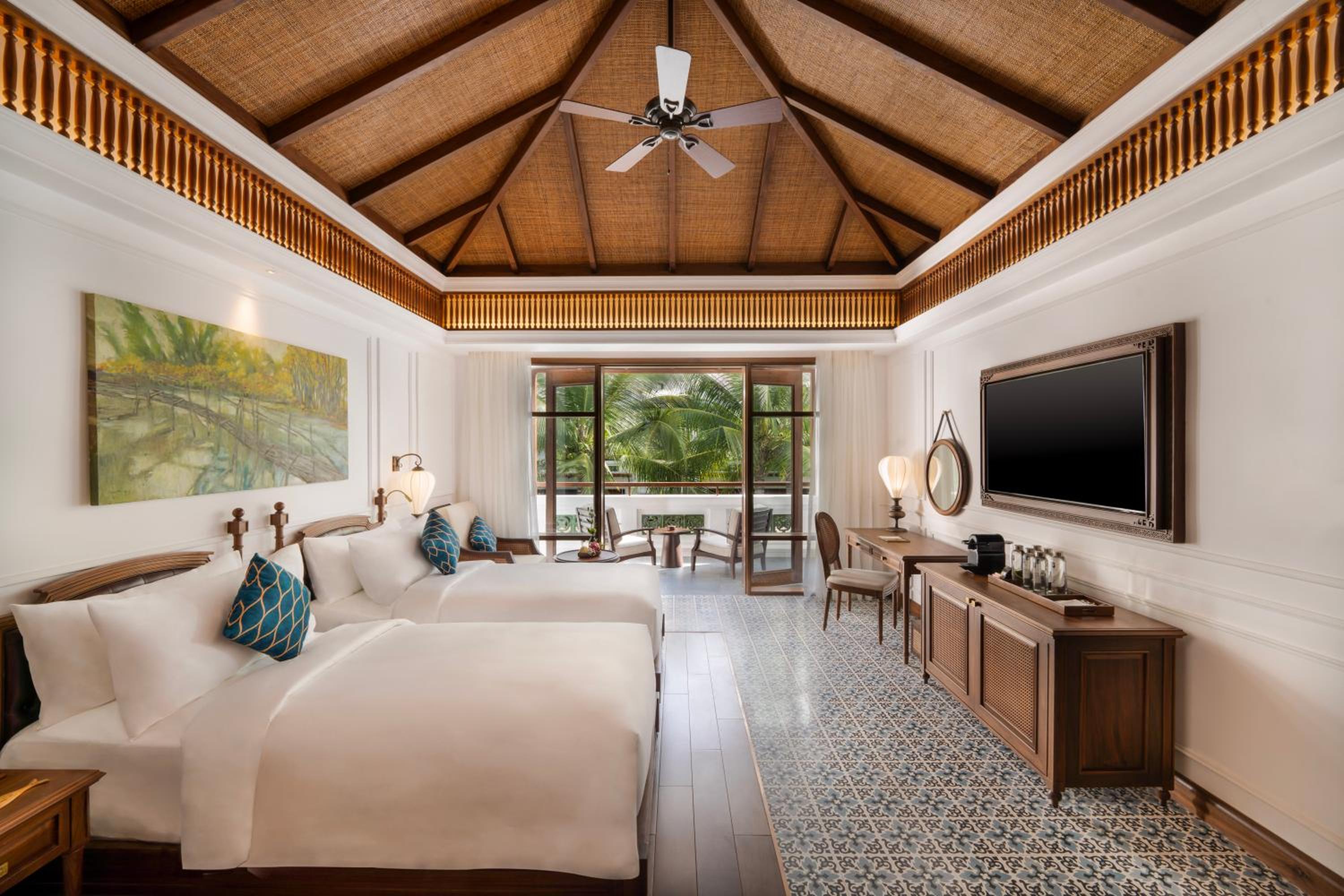 Grand Premium Twin Room - Photo 1