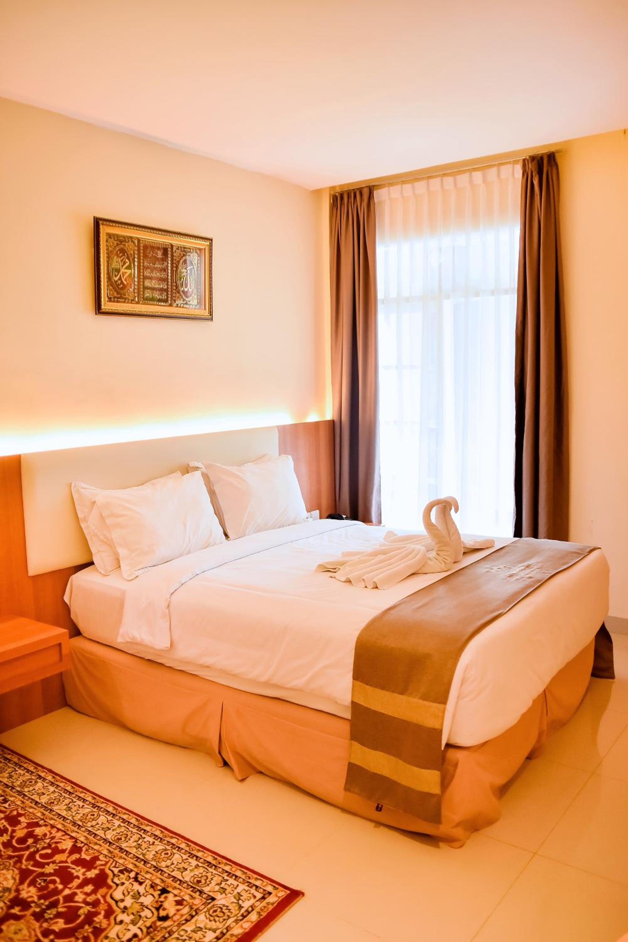 Deluxe Double or Twin Room - Photo 3