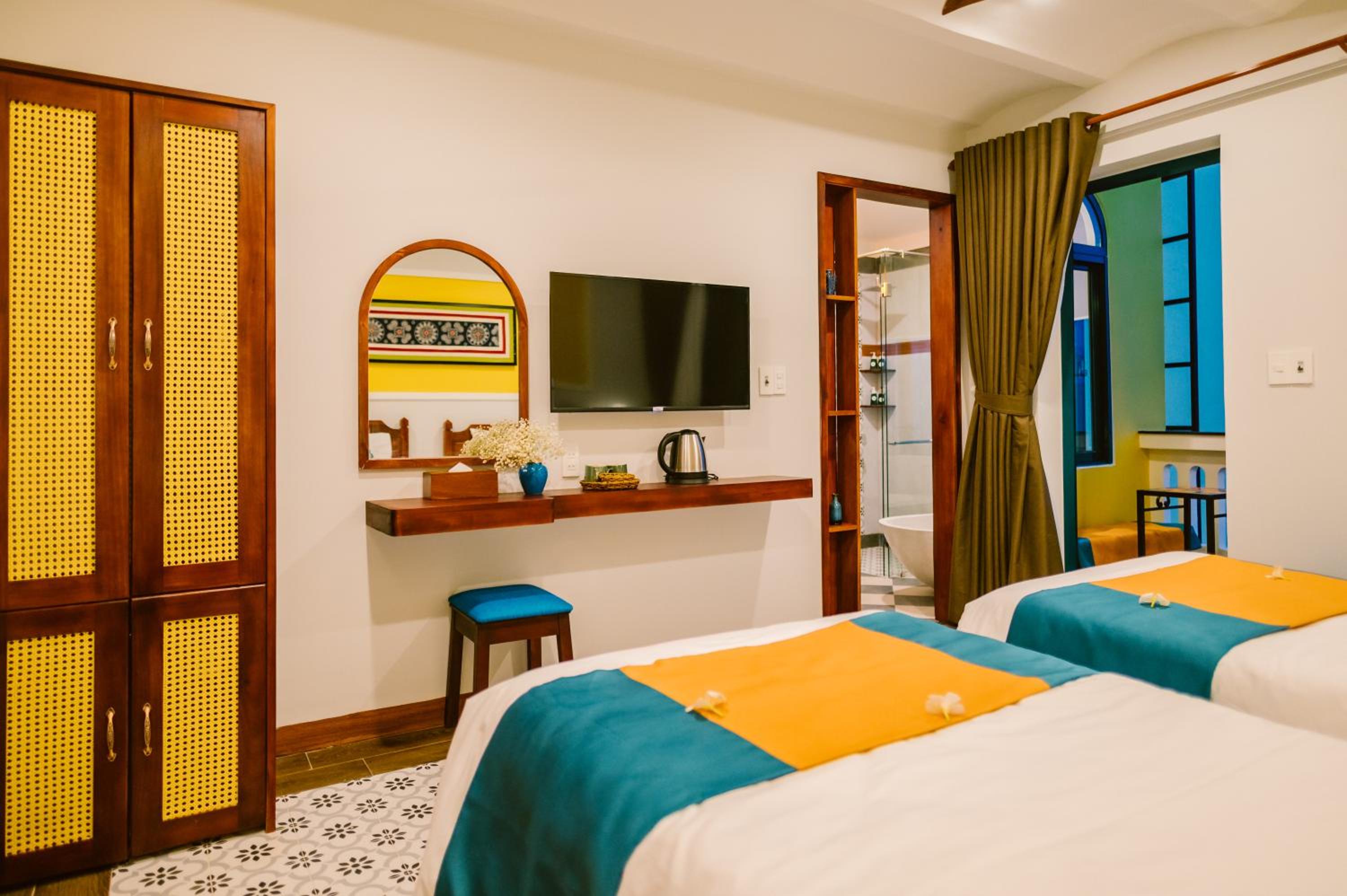 Deluxe Suite - Photo 8