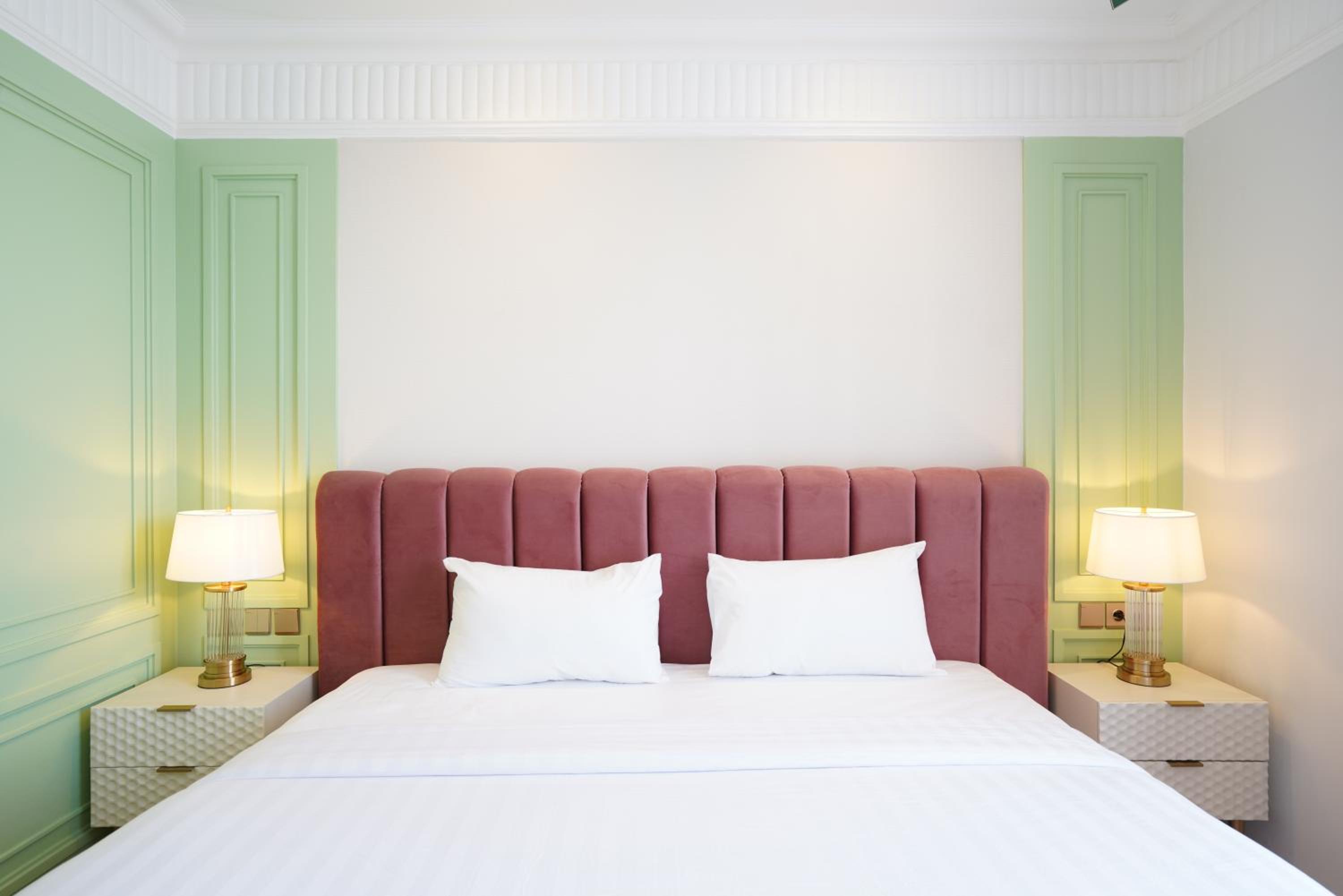 Superior King Room - Photo 3
