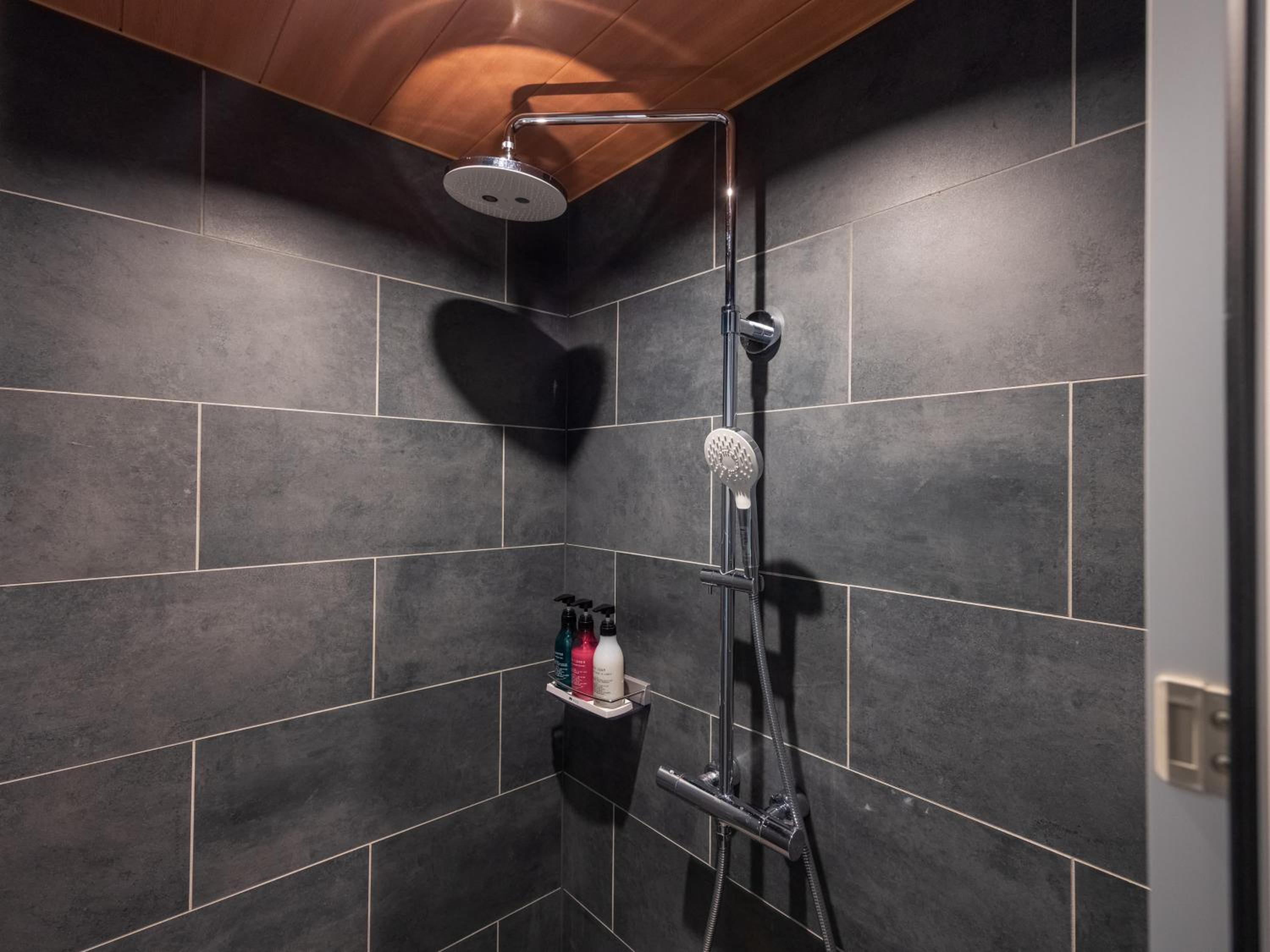 Quadruple Room with Shower photo 3