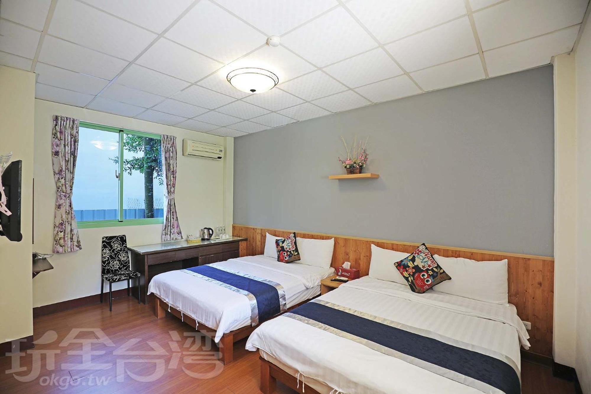 Standard Quadruple Room photo 2