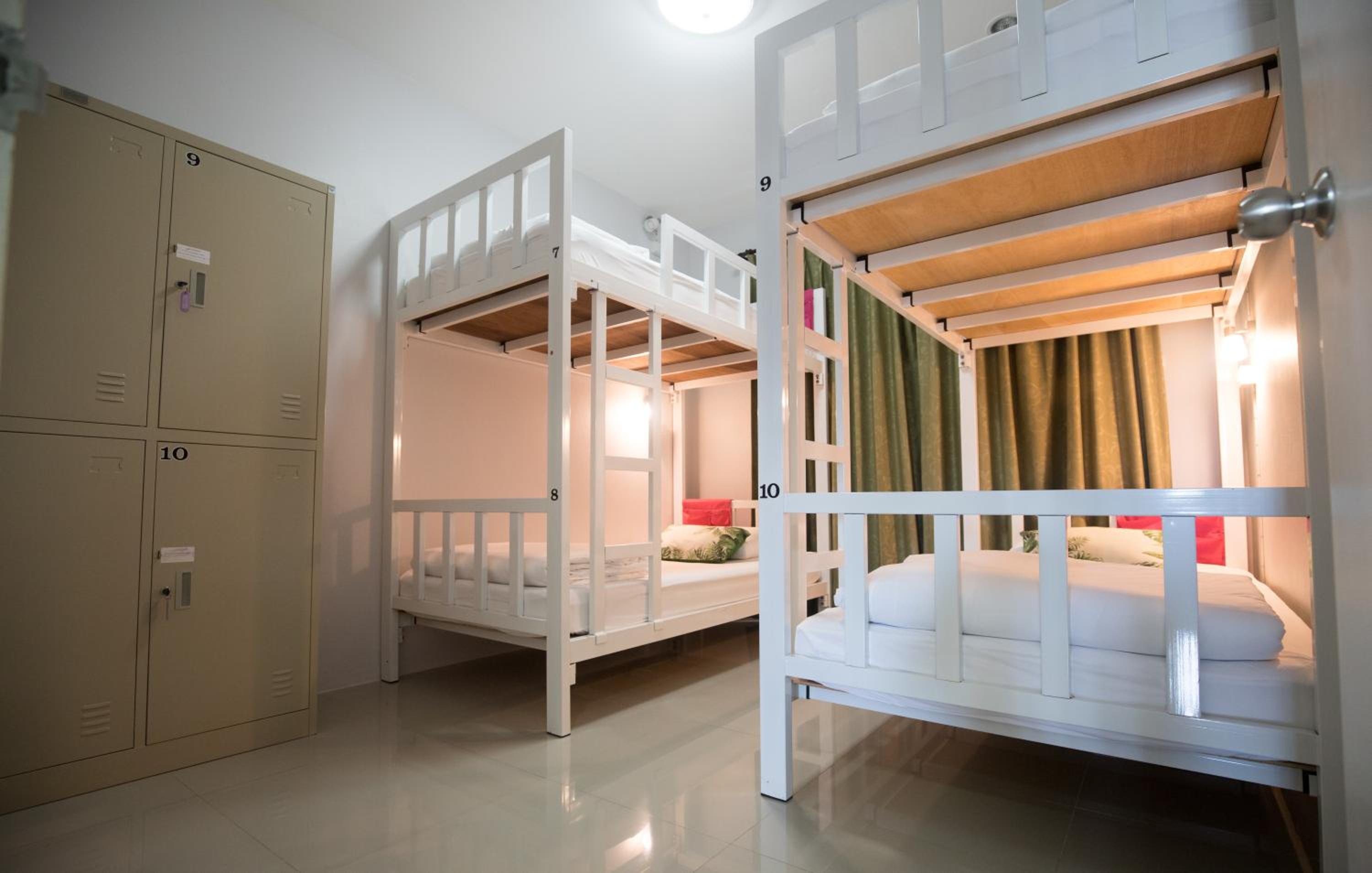 Bed in 4-Bed Mixed Dormitory Room photo 3