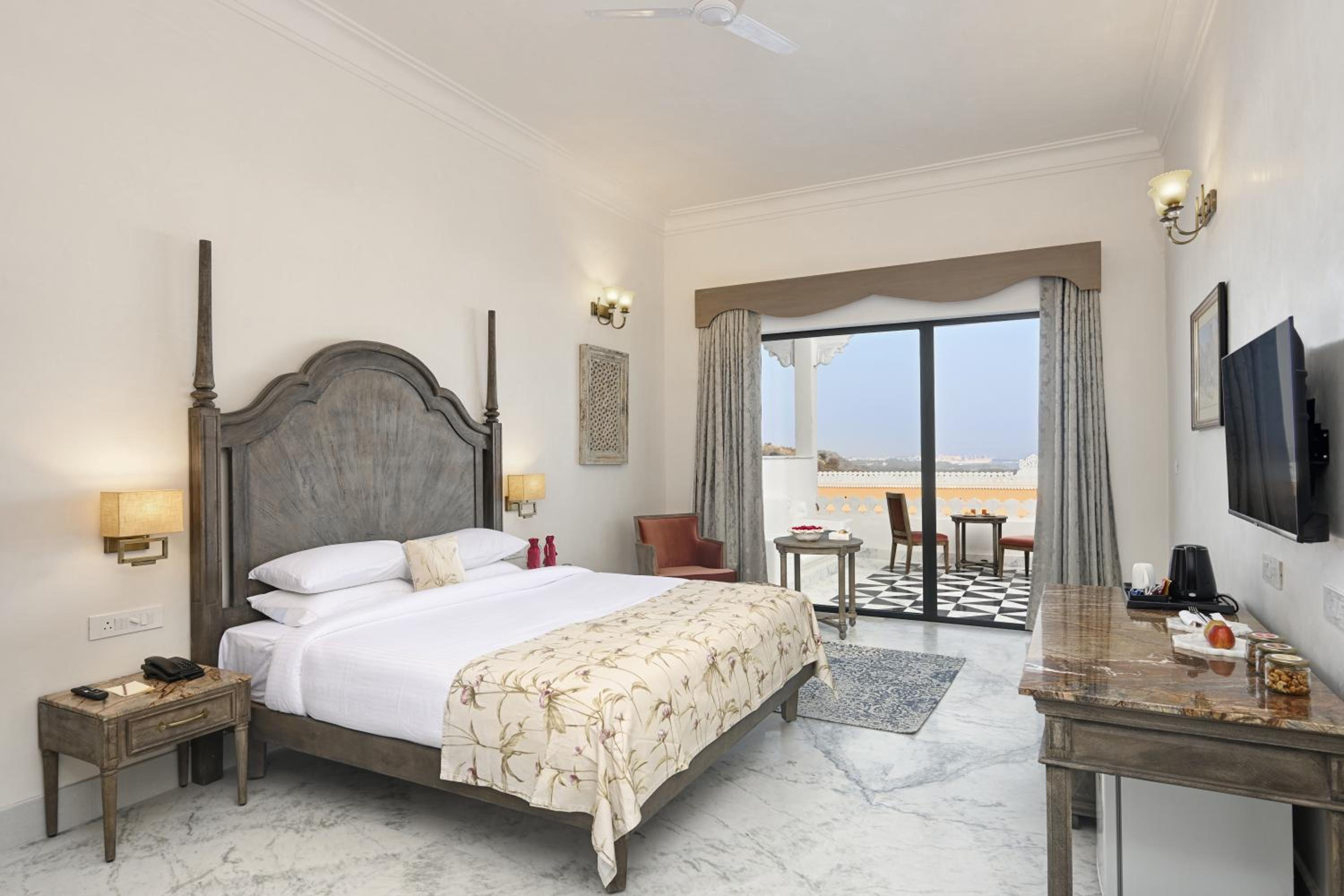 Deluxe Double Room with Balcony: Early Checkin by 3 hrs till July'26