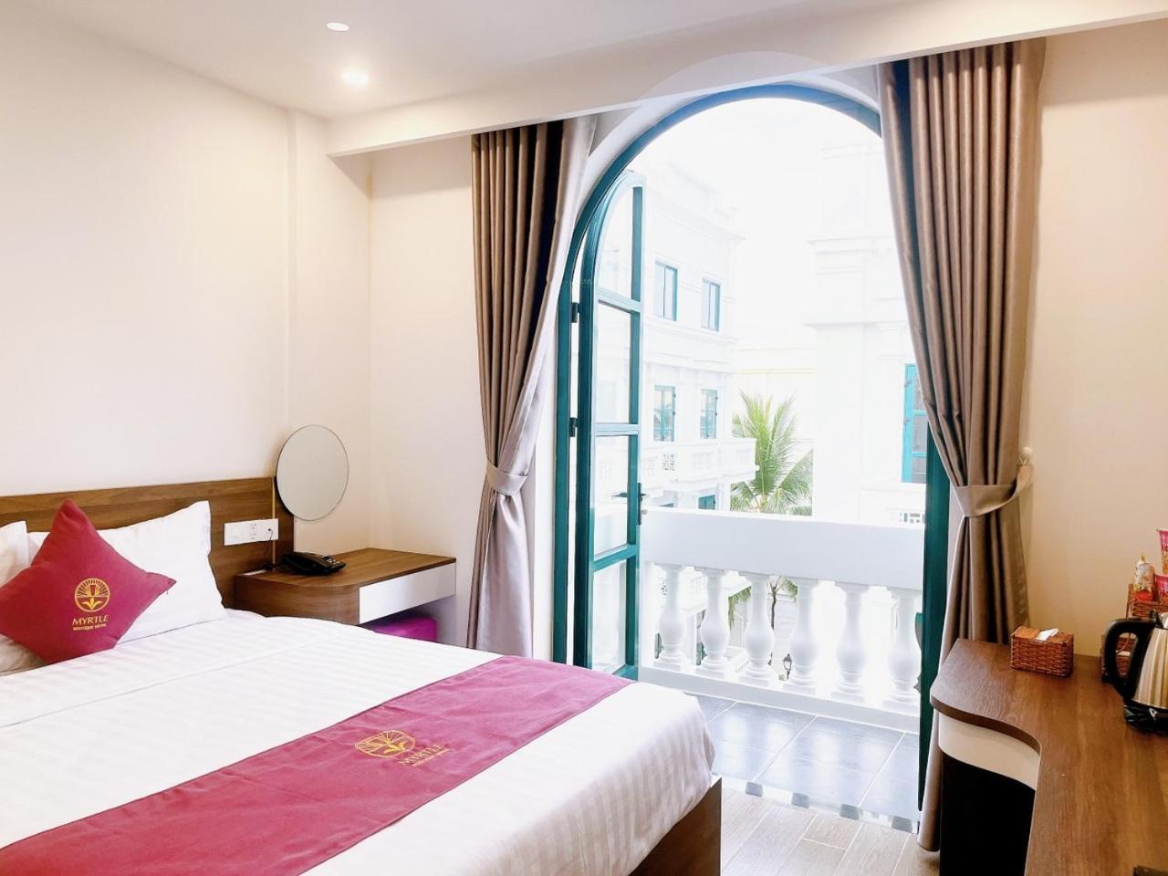 Superior Double or Twin Room photo 3