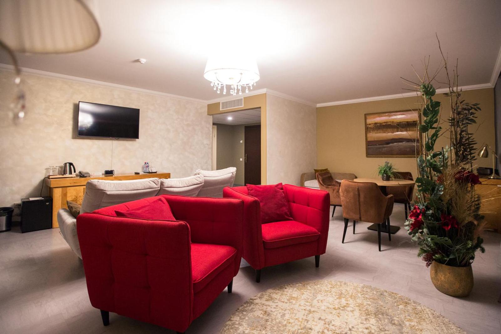 Business Deluxe Suite photo 1
