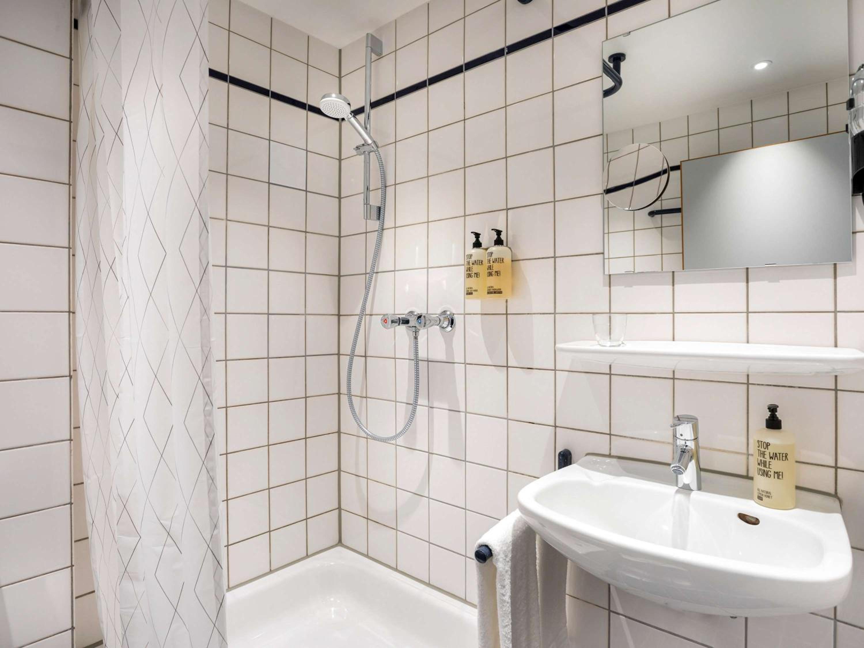 Standard Single Room photo 2