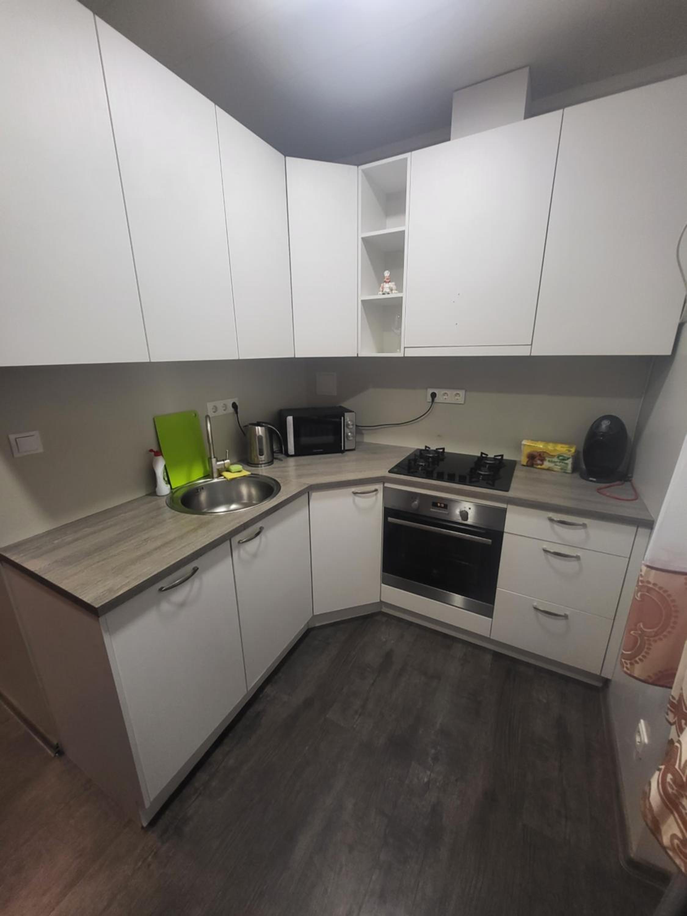 One-Bedroom Apartment - Photo 4