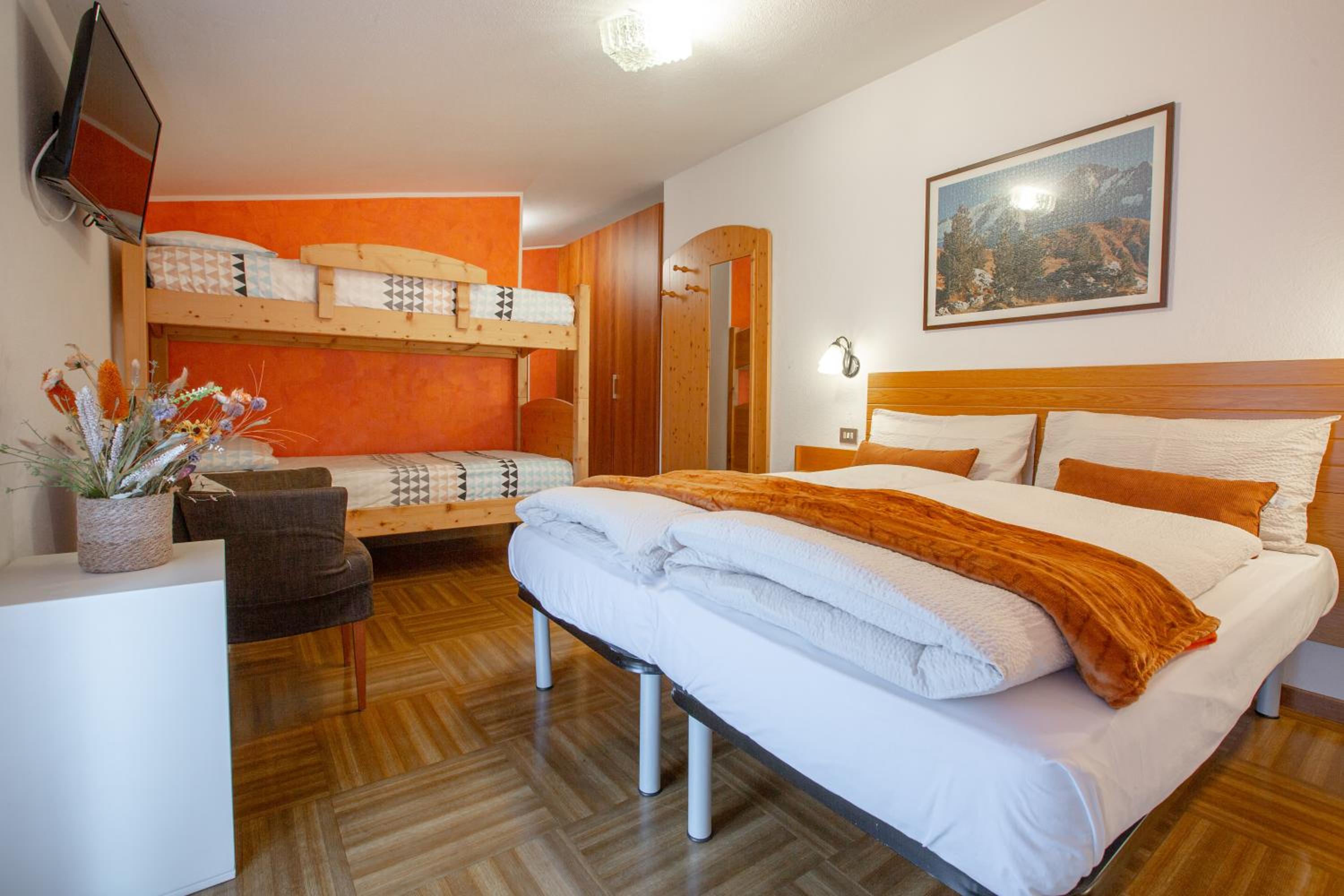 Standard Quadruple Room photo 1