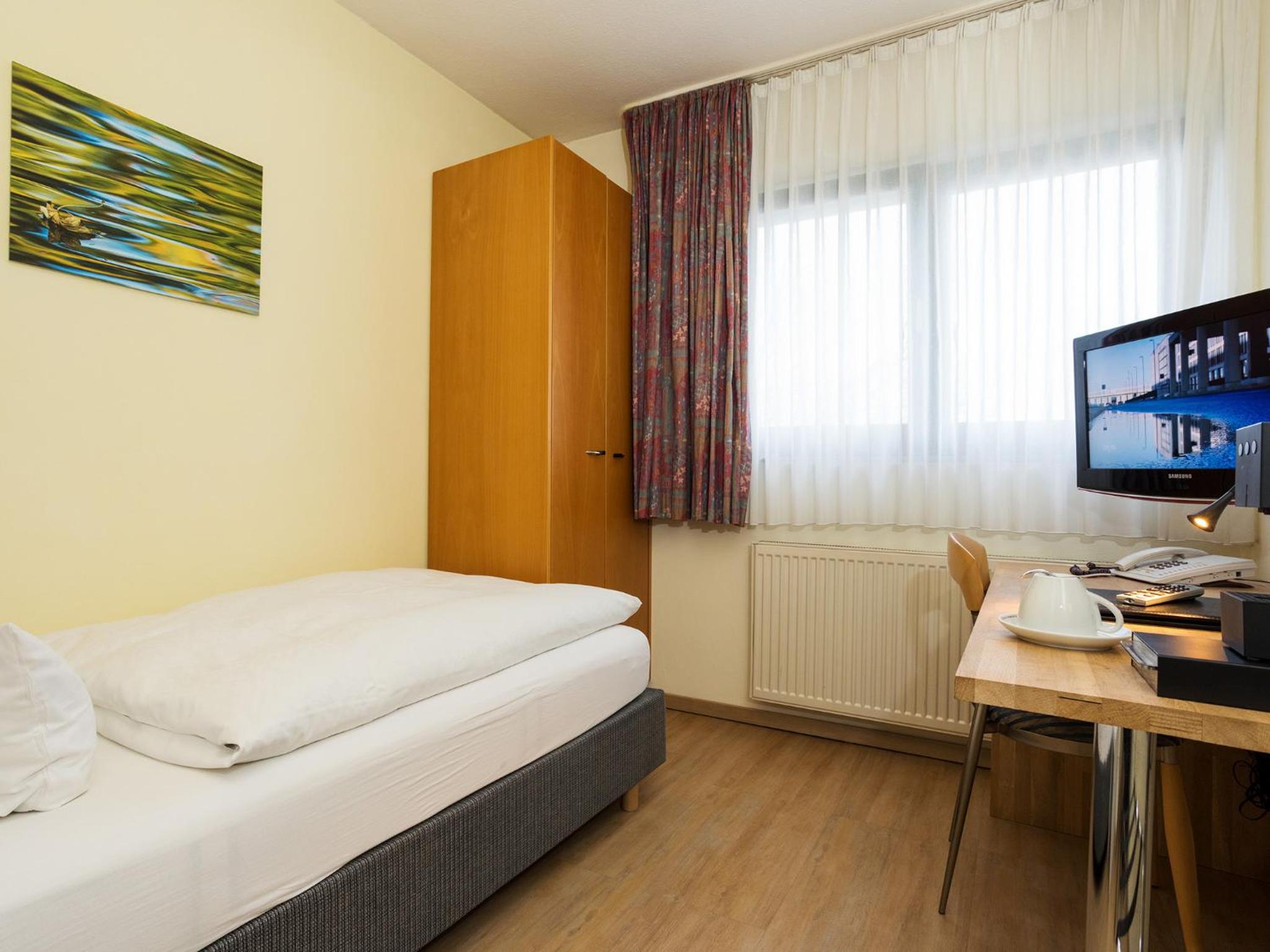 Budget Single Room photo 1