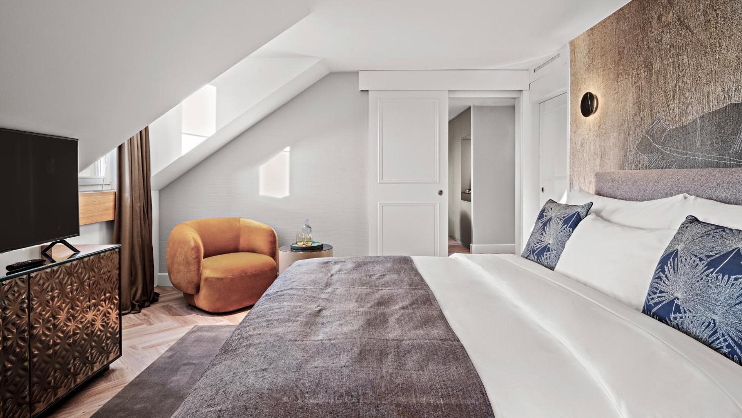 Owner Suite photo 3
