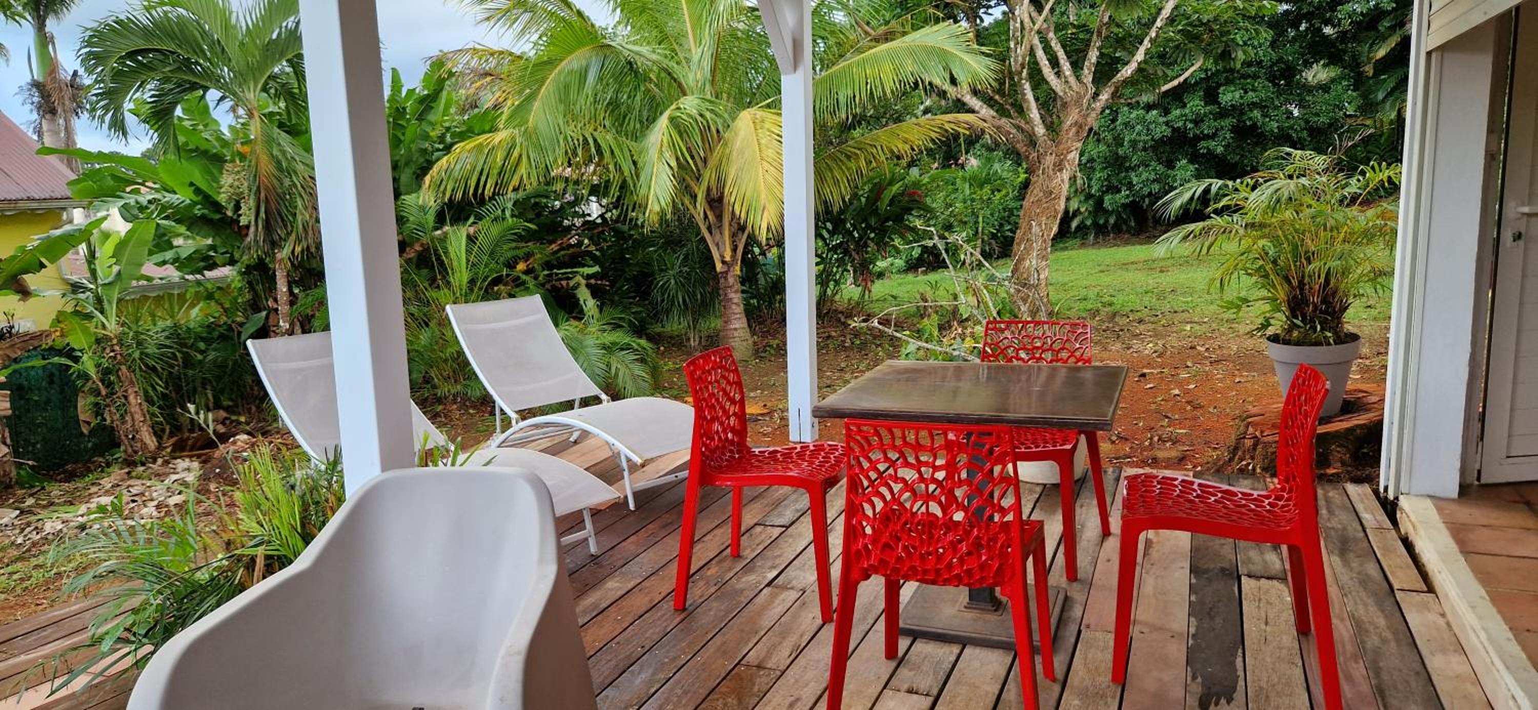 Bungalow with Patio photo 3