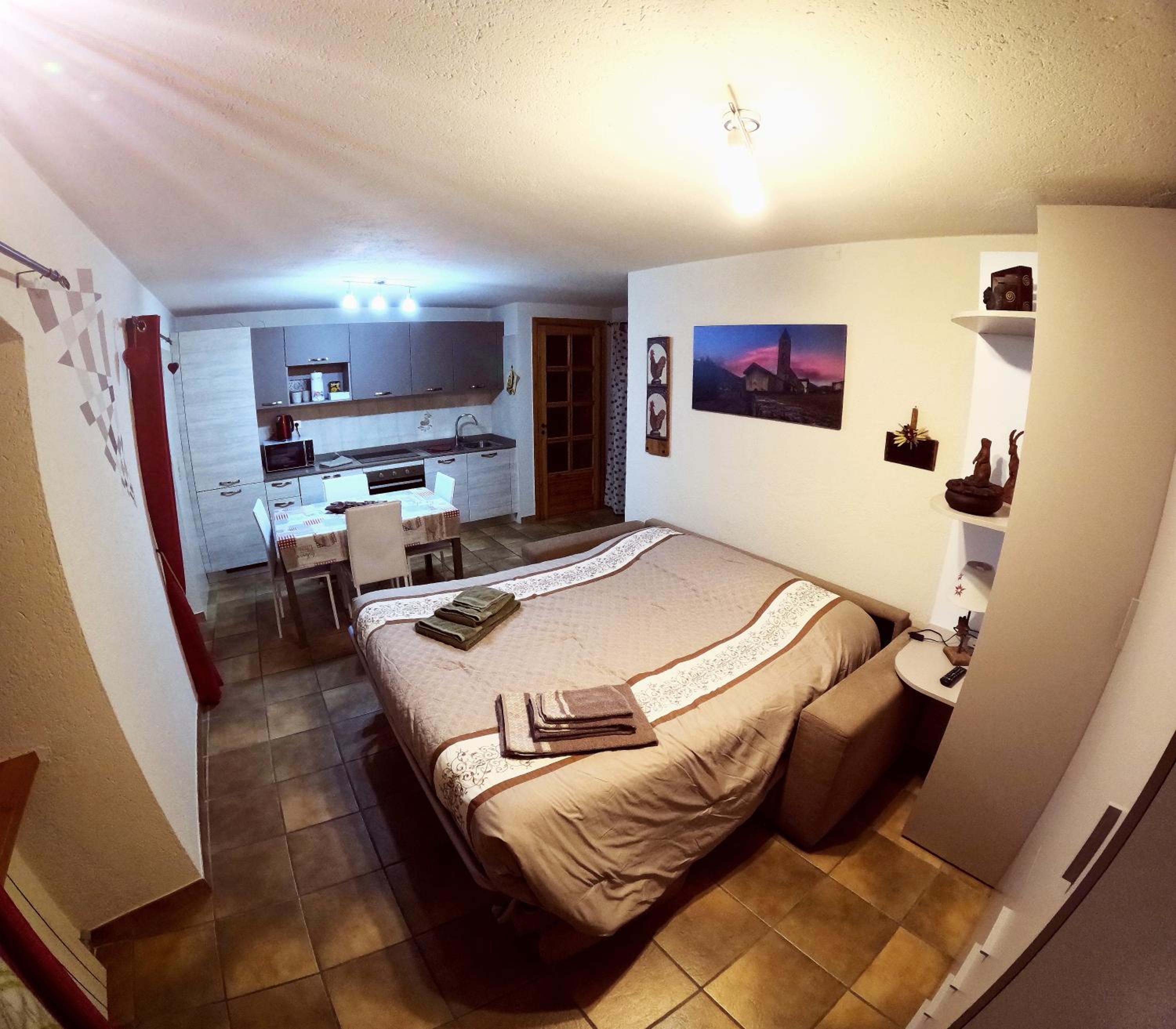 Studio Apartment photo 2