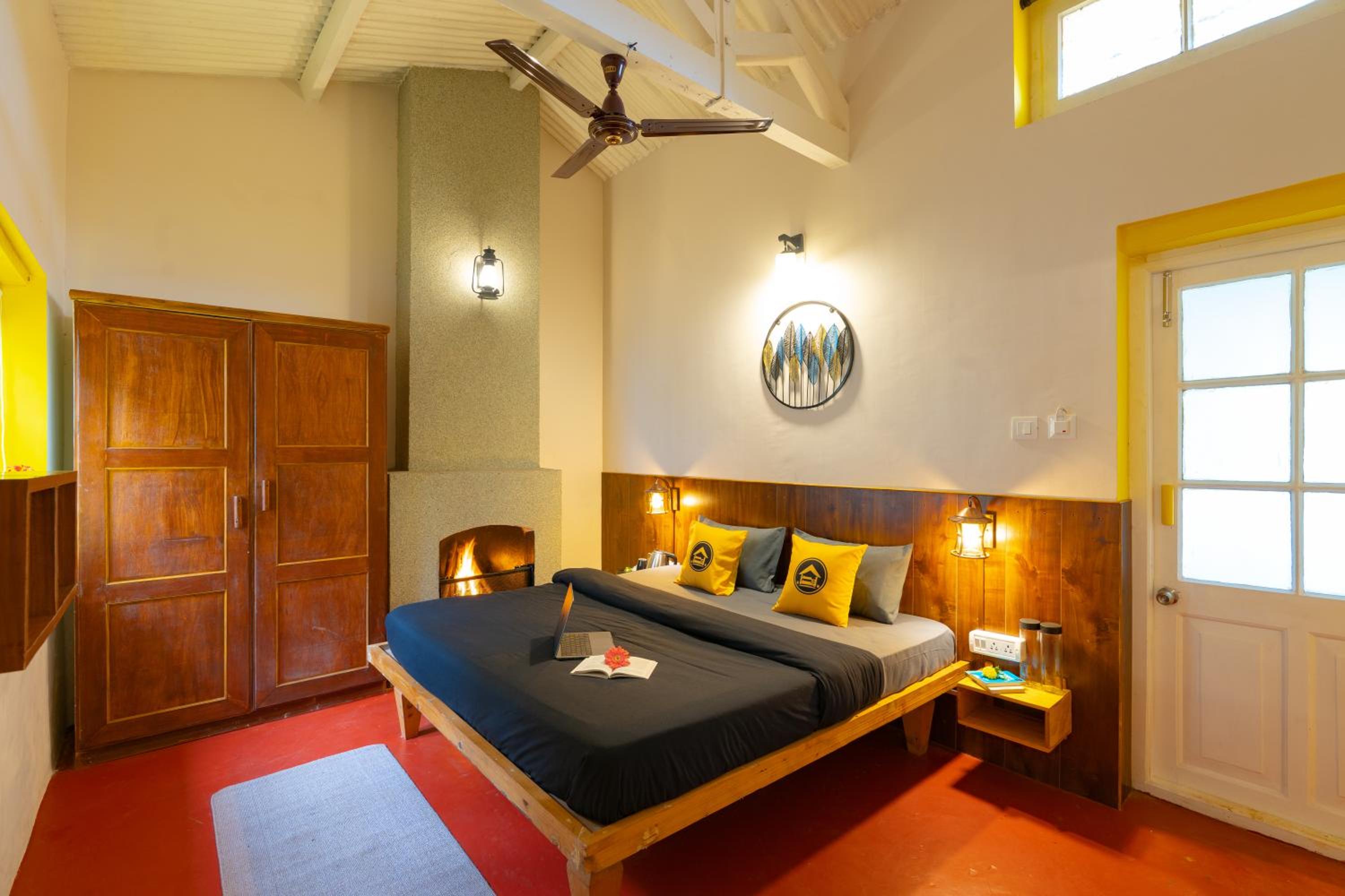 Deluxe Double Room - Photo 1