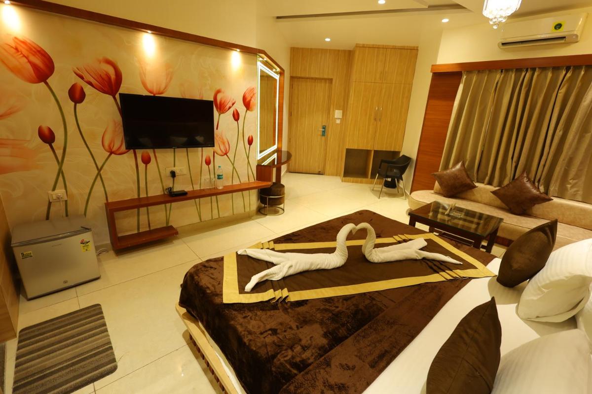 Deluxe Room - Photo 2