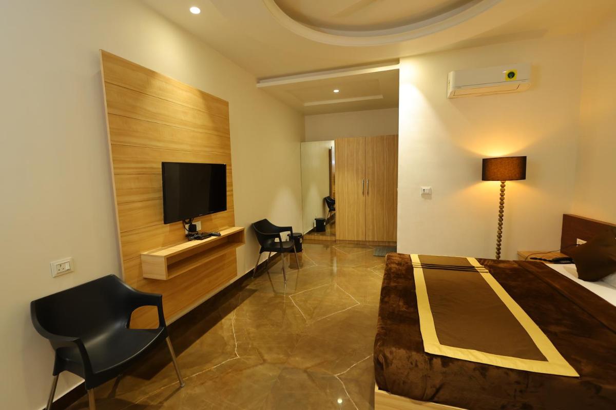Standard Double Room - Photo 1