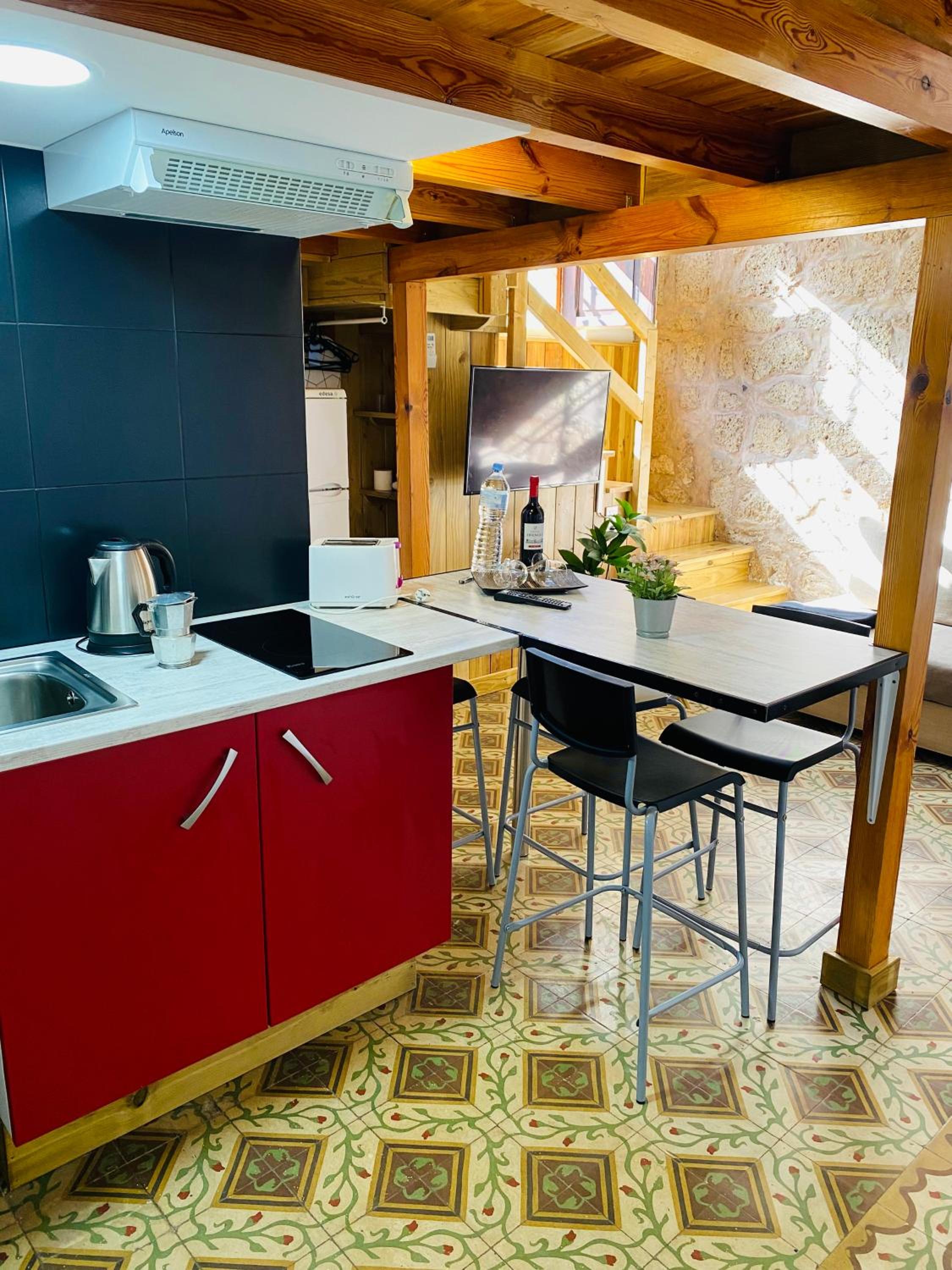 Apartment - Split Level - Photo 3