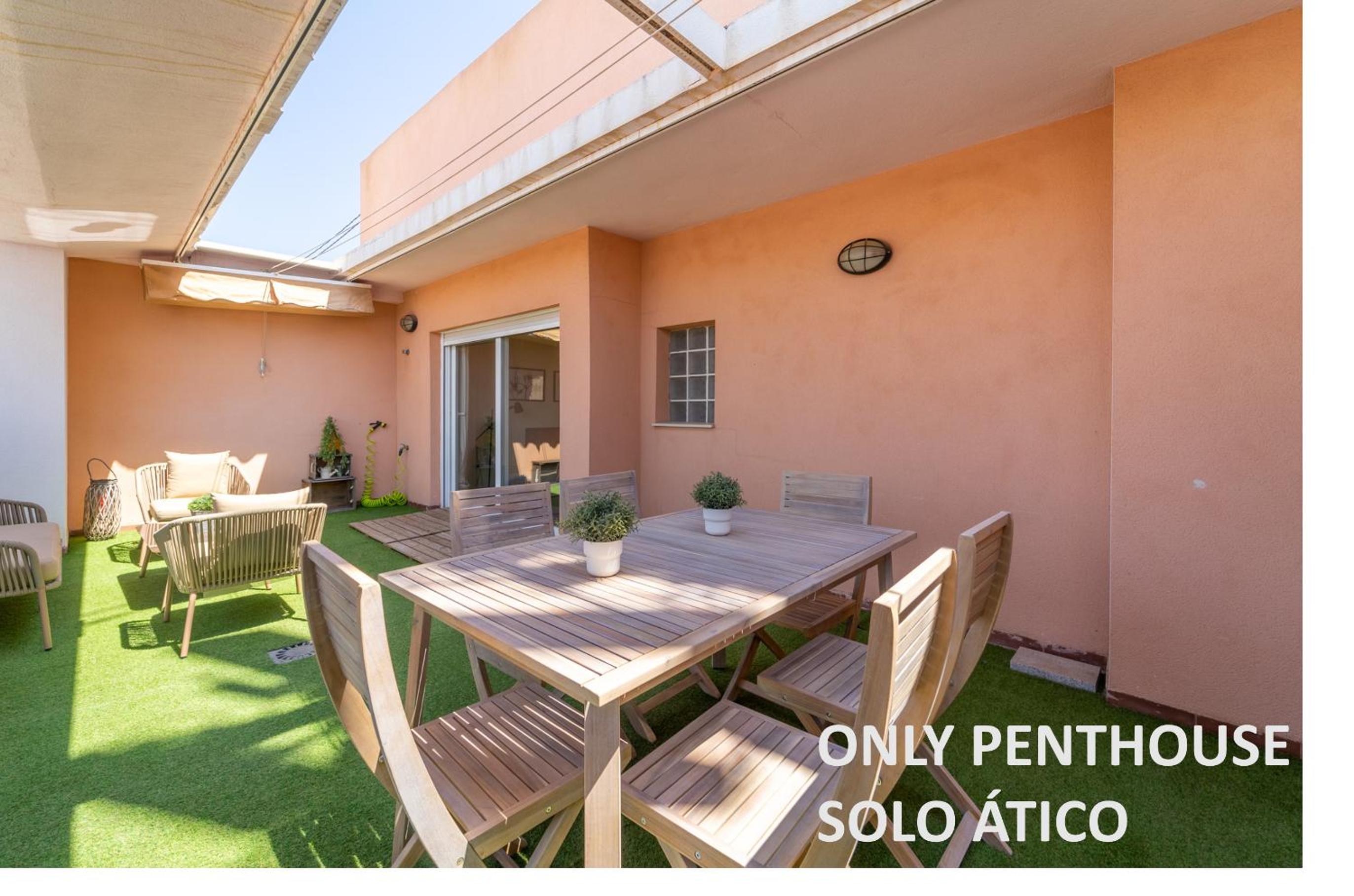 Penthouse Apartment - Photo 43