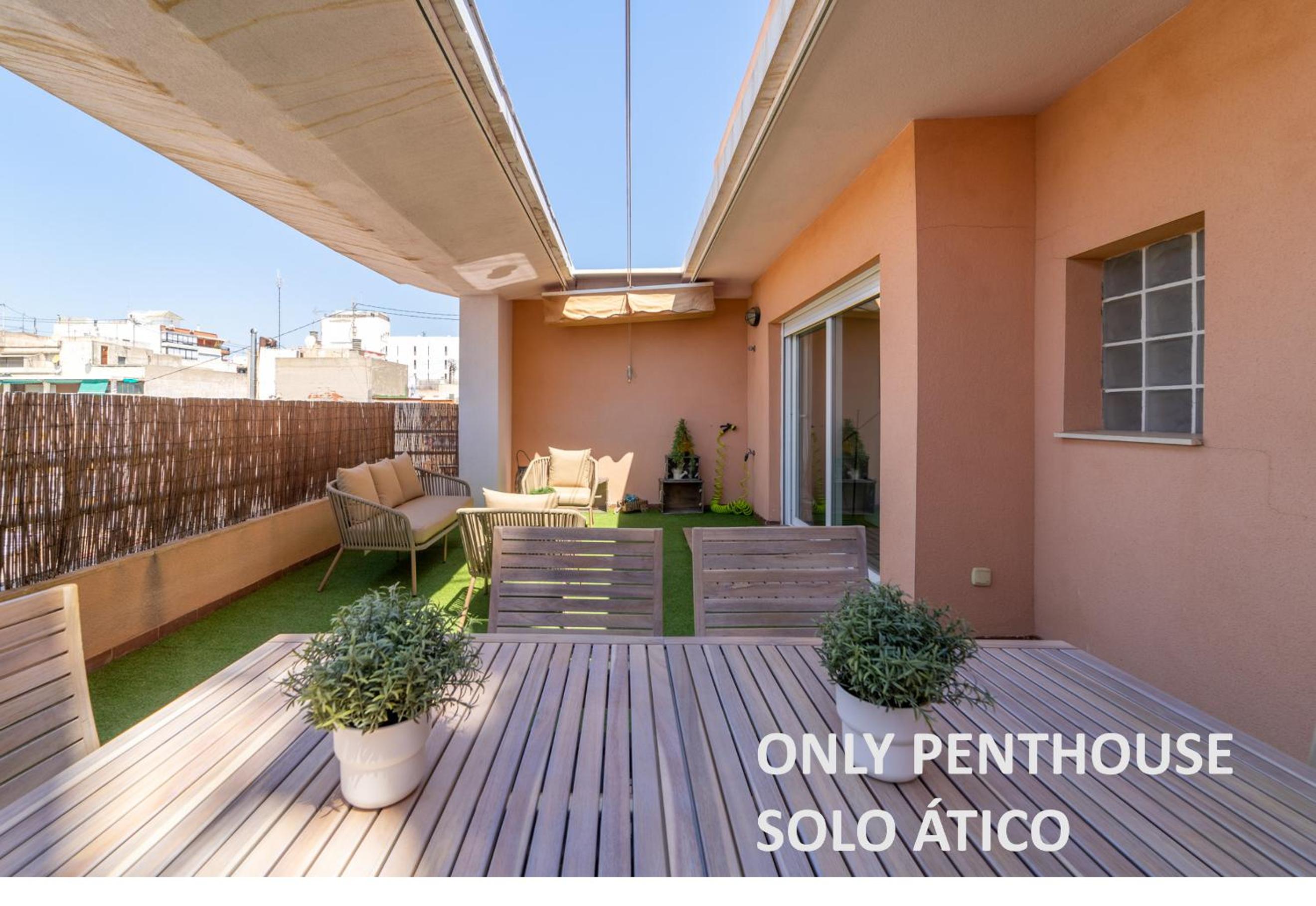 Penthouse Apartment - Photo 41