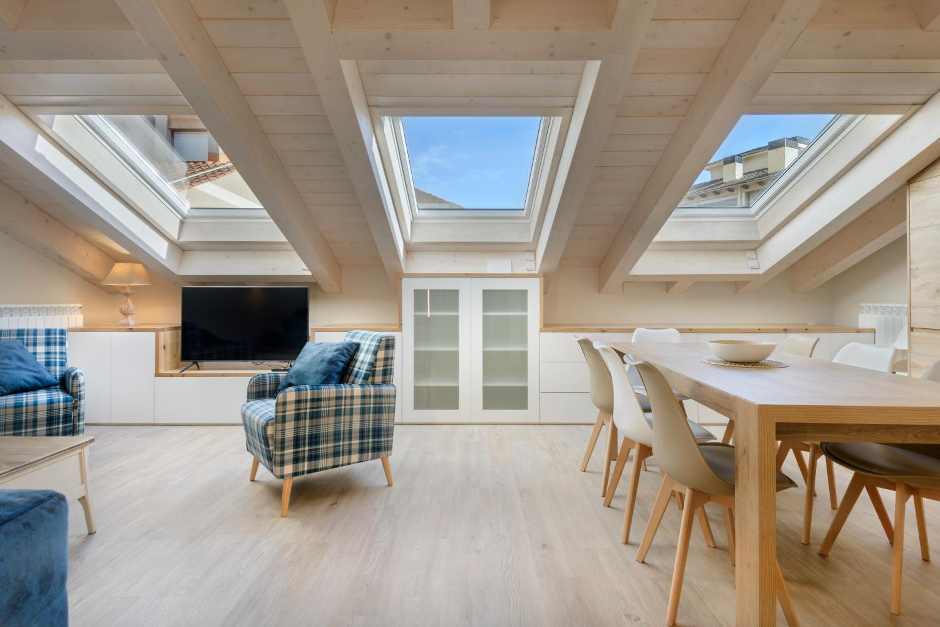Apartamento de Tres Habitaciones con Aire Acondicionado