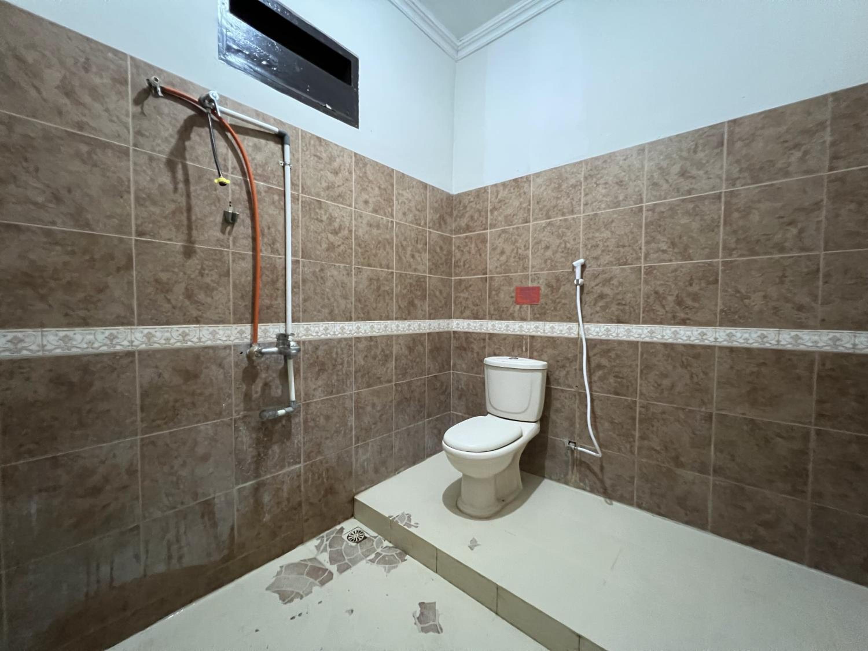 Standard Double Room - Photo 9