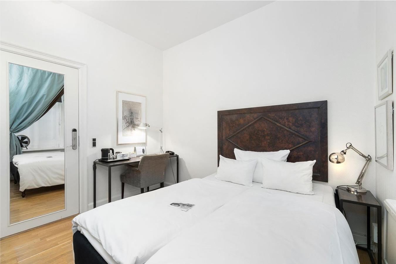 Small Double Room photo 2