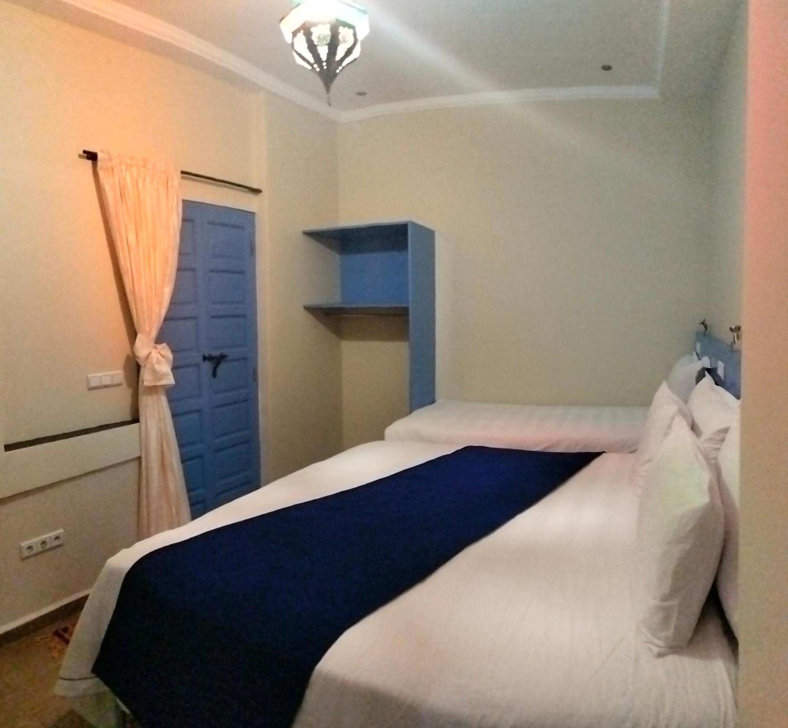 Comfort Triple Room with Shower - Photo 16