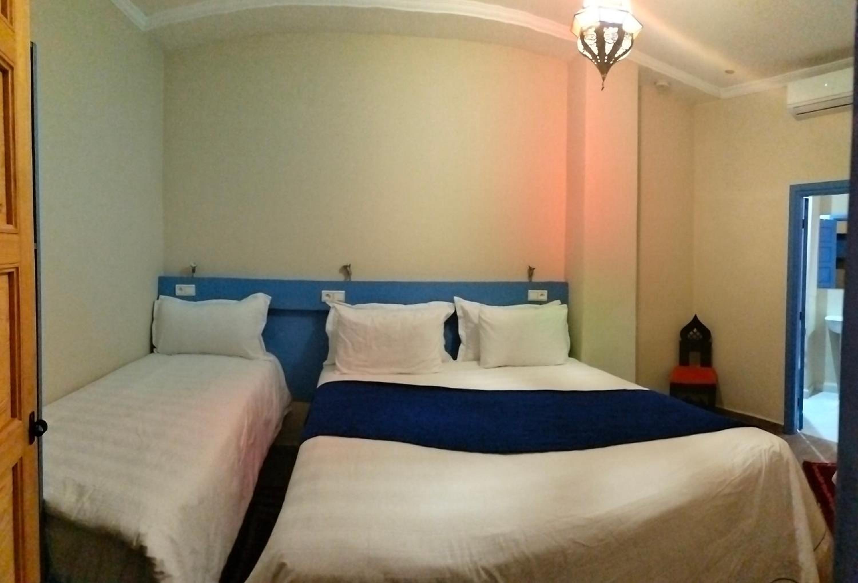 Comfort Triple Room with Shower - Photo 13