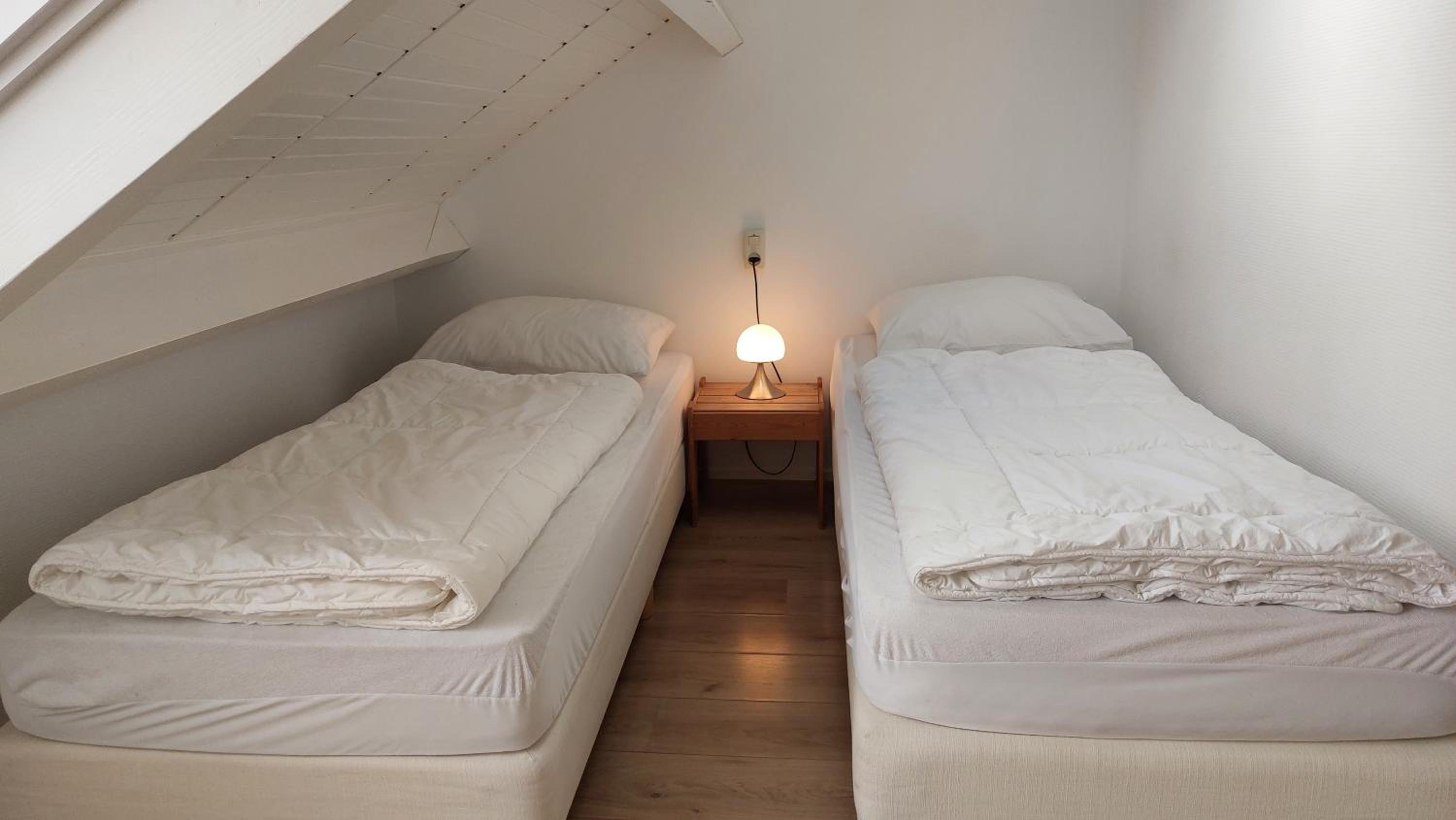 Three-Bedroom Apartment - Photo 11