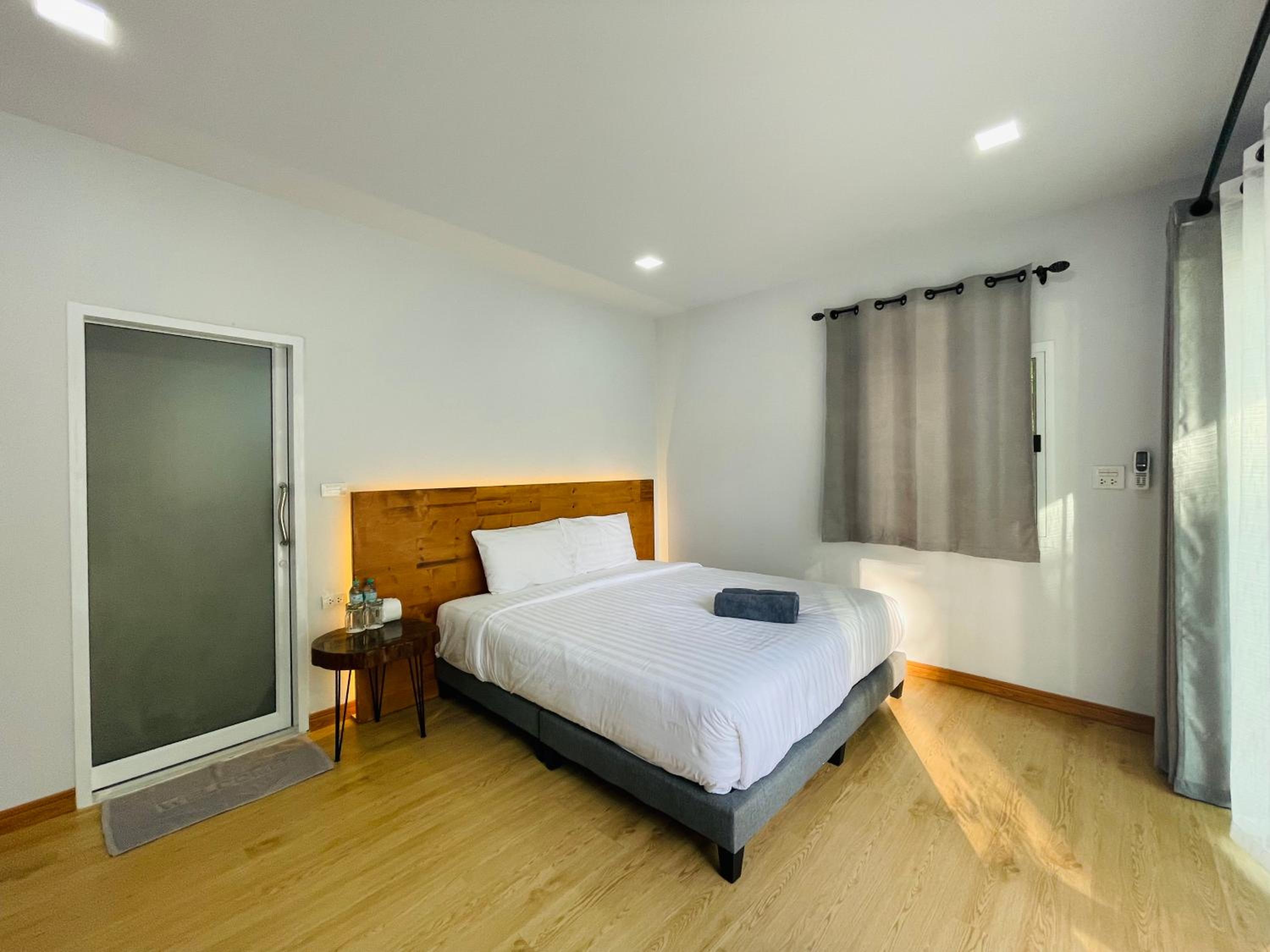 Superior Bungalow with Courtyard View photo 1