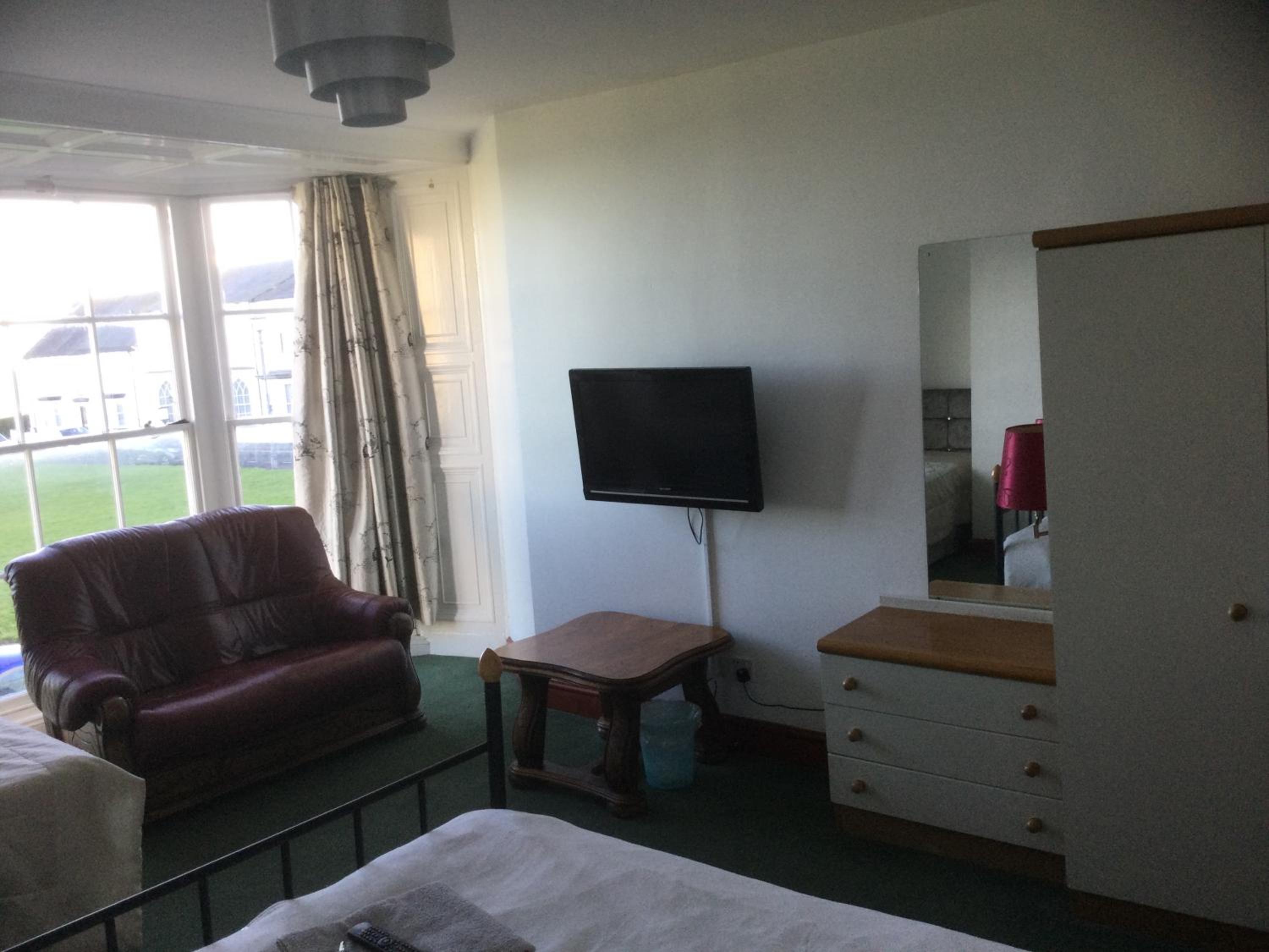 Family Room with Sea View photo 2