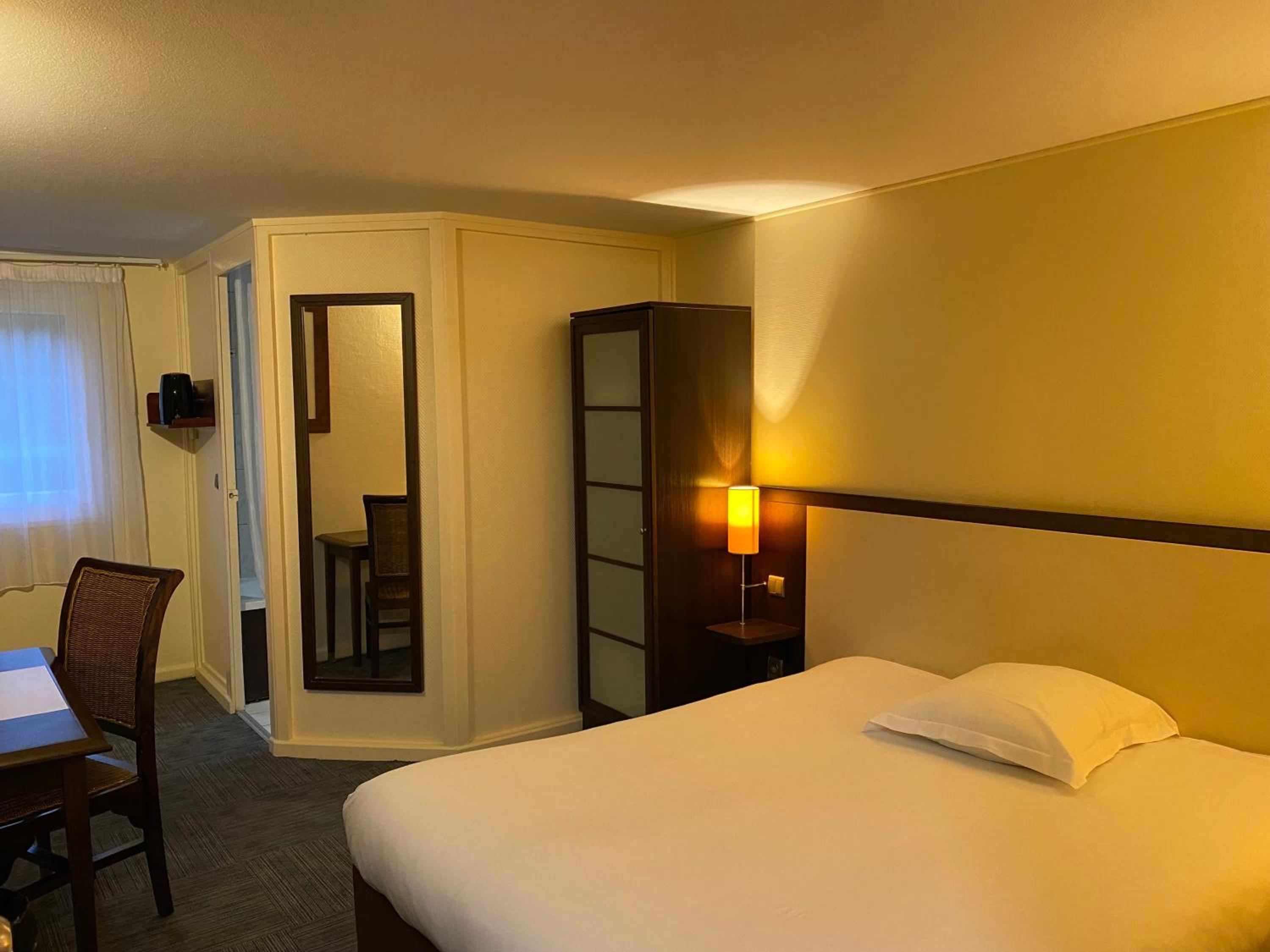 Double Room - Photo 1