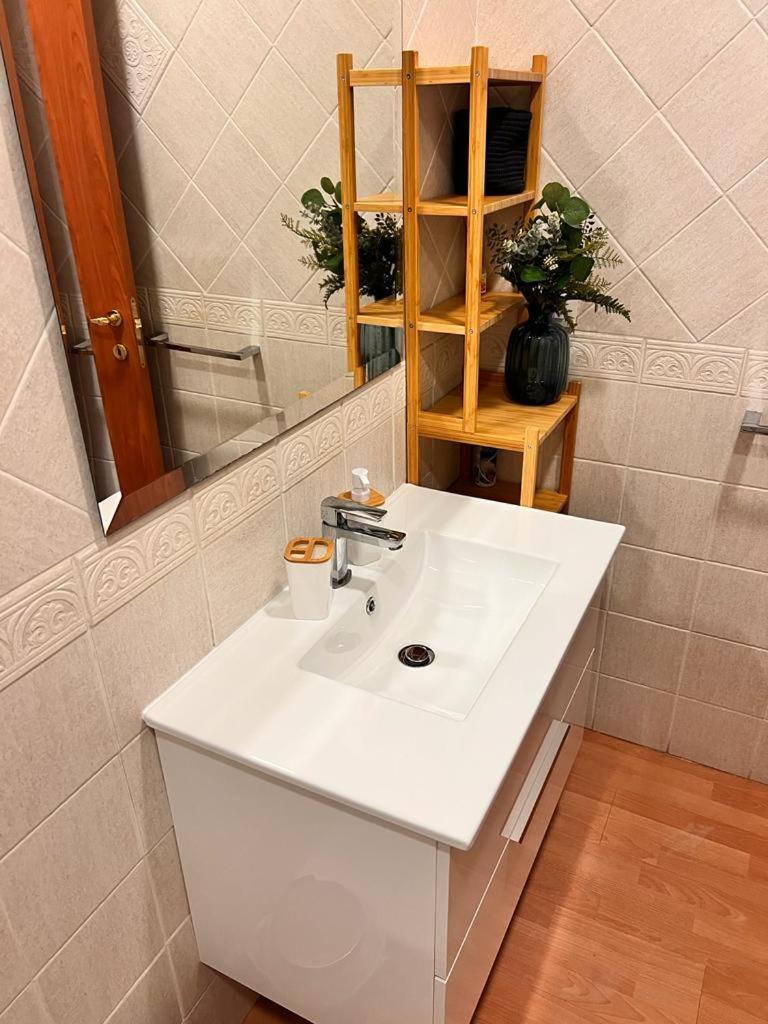 Quadruple Room with Private External Bathroom - Photo 2