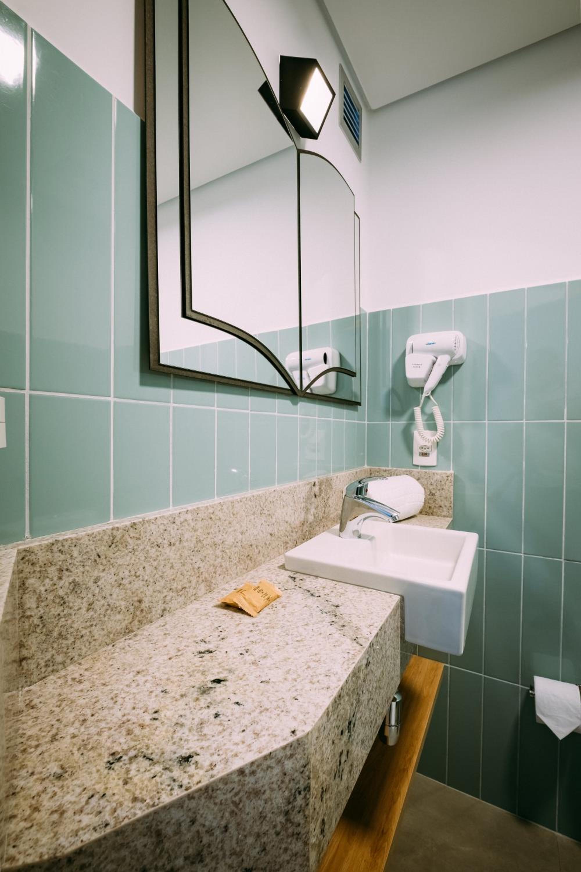 Family Apartment - Photo 7