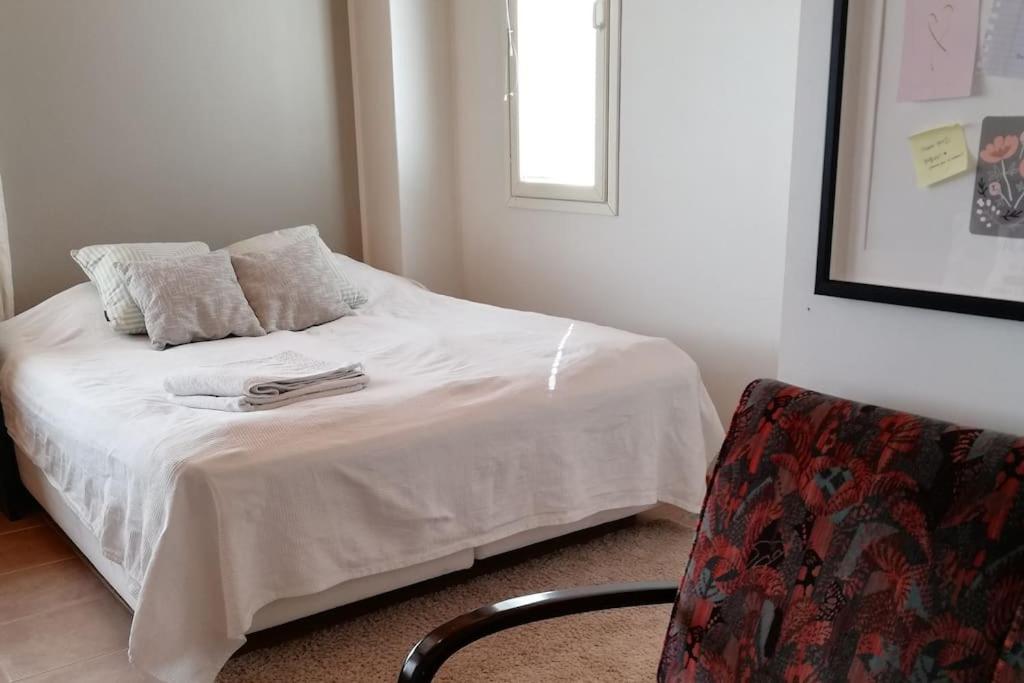 One-Bedroom Apartment - Photo 1