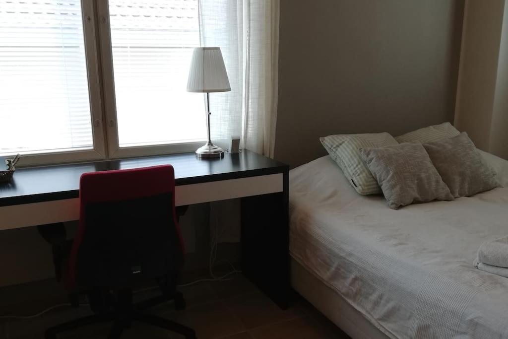 One-Bedroom Apartment - Photo 8