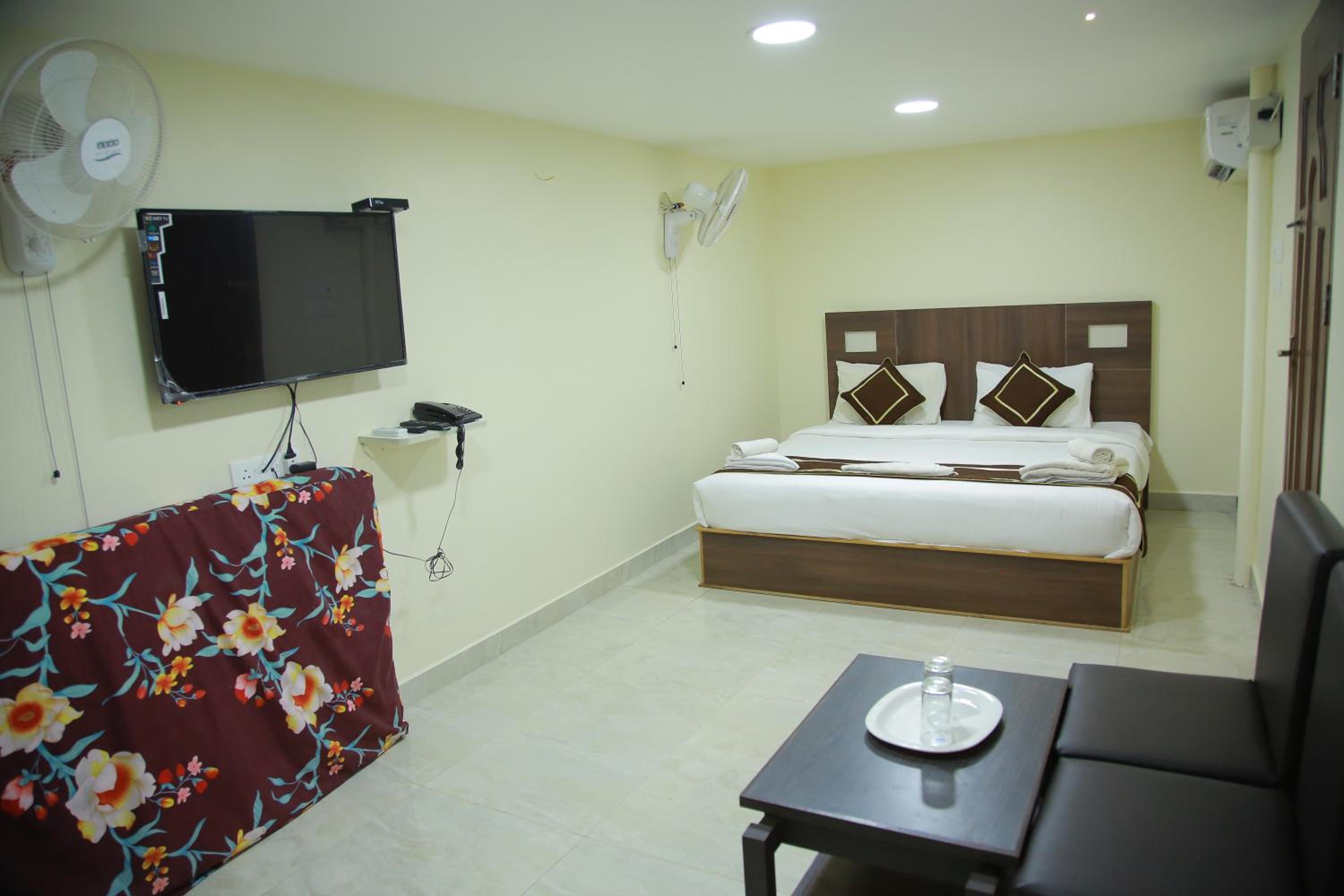 Deluxe Triple Room photo 3