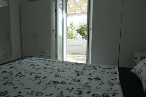 Two-Bedroom House photo 3