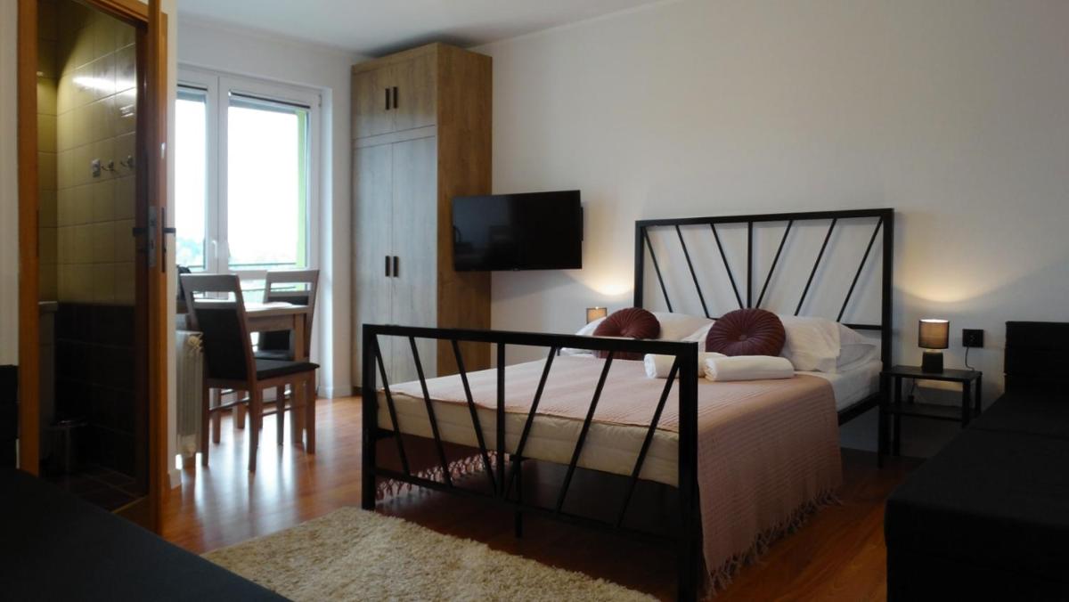 Quadruple Room with Balcony photo 1