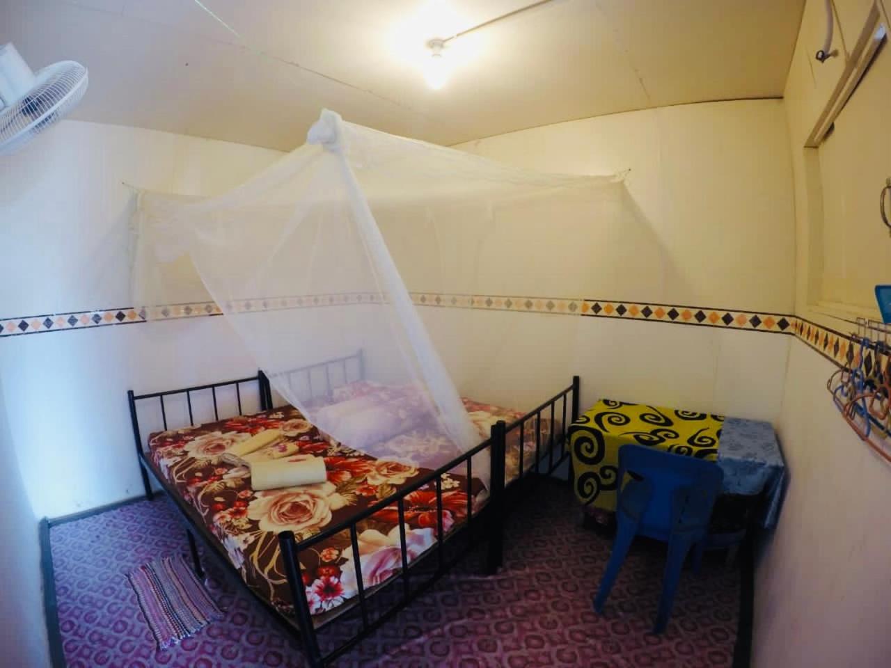 Budget Double Room photo 2