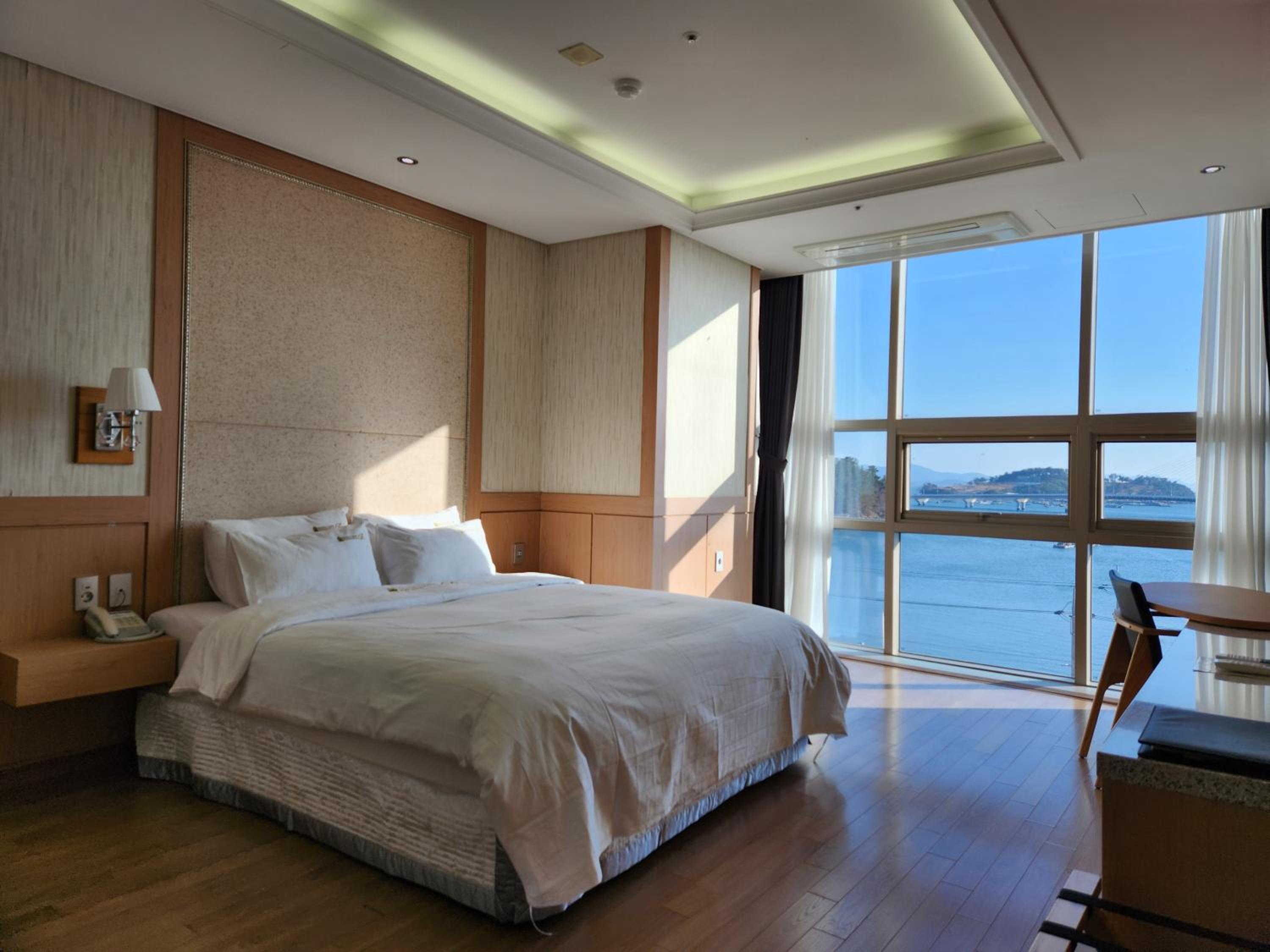 Superior Double Room with Sea View photo 2