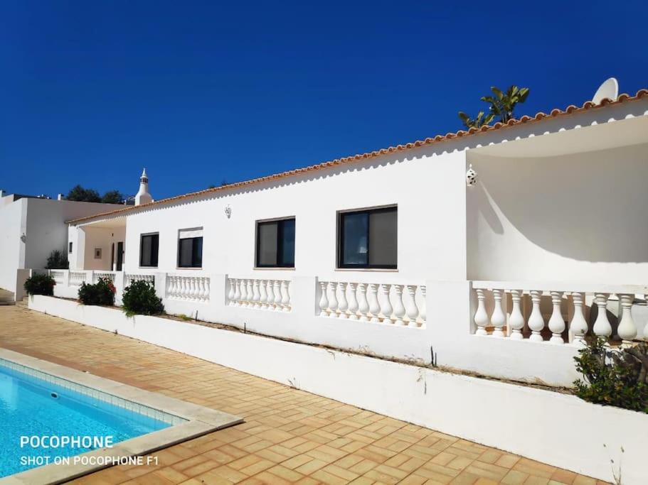 Villa photo 2