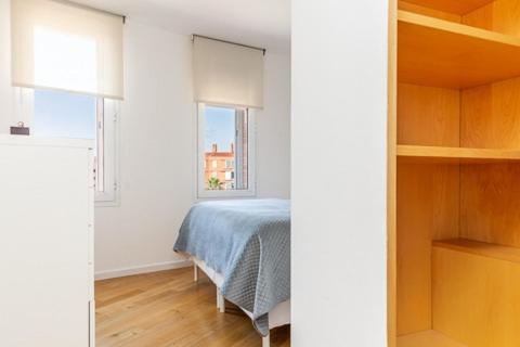 Three-Bedroom Apartment photo 2