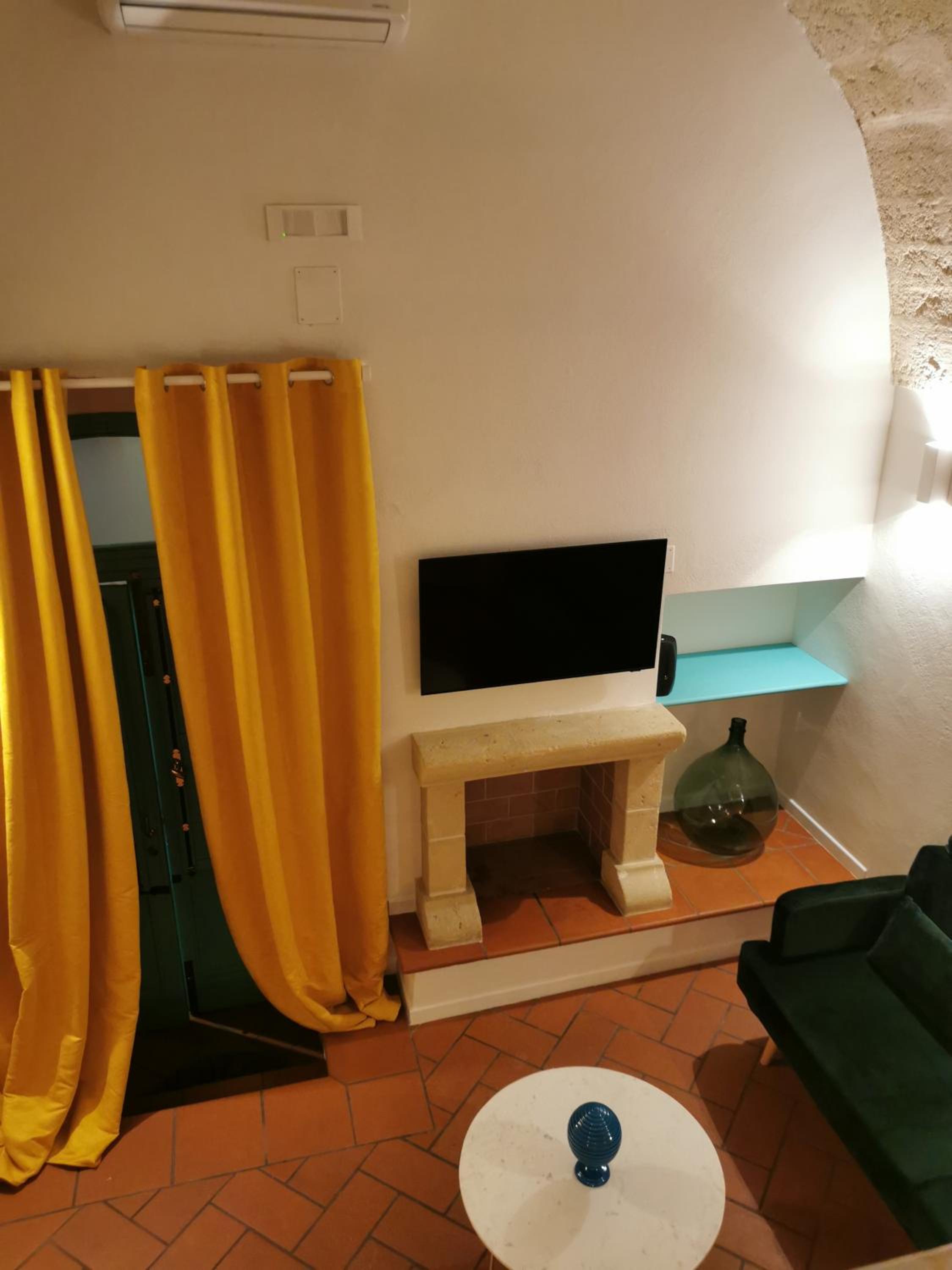 Deluxe Room - Photo 39