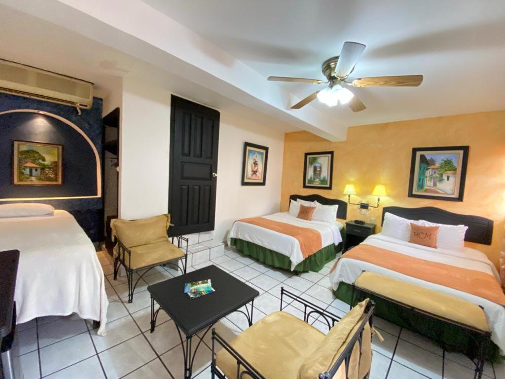 Triple Room photo 2