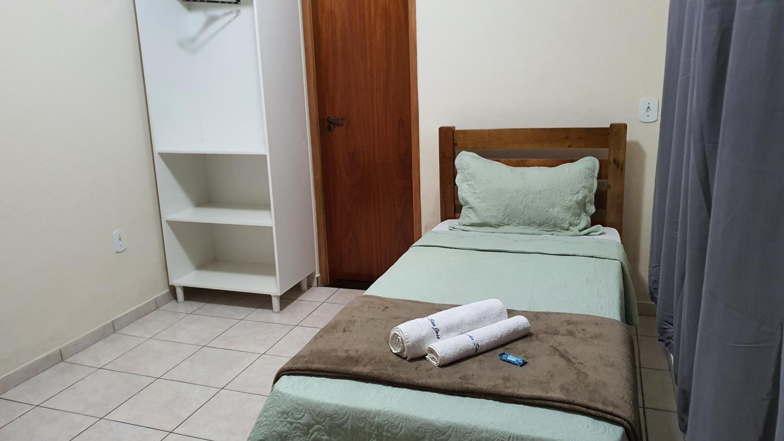 Single Room photo 3