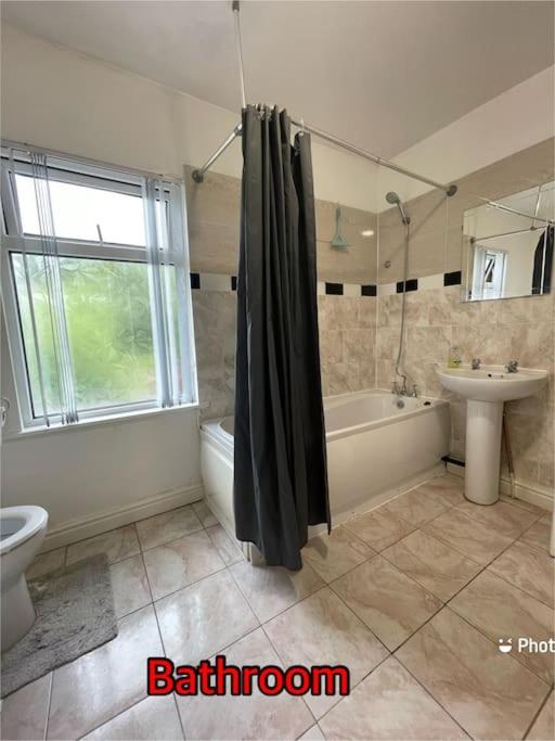 Two-Bedroom House photo 2