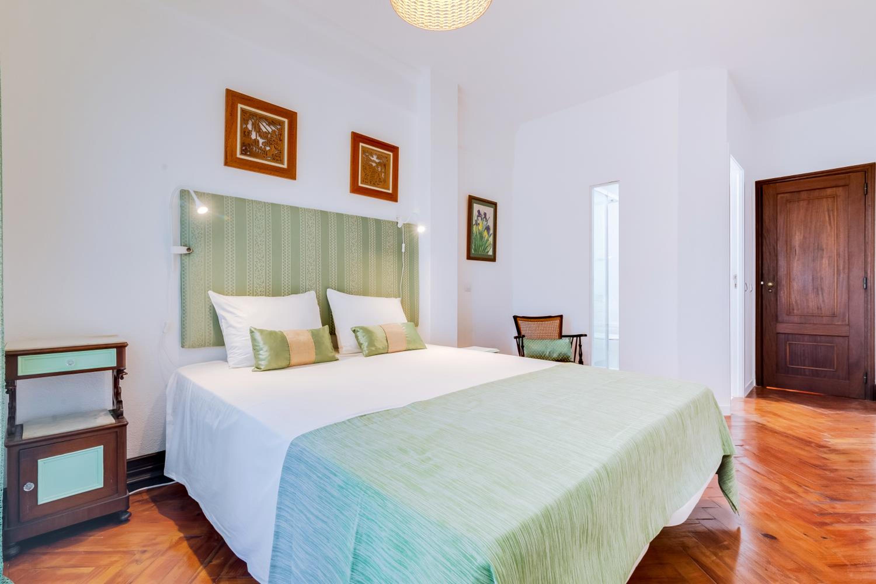 Double Room with Private Bathroom photo 2